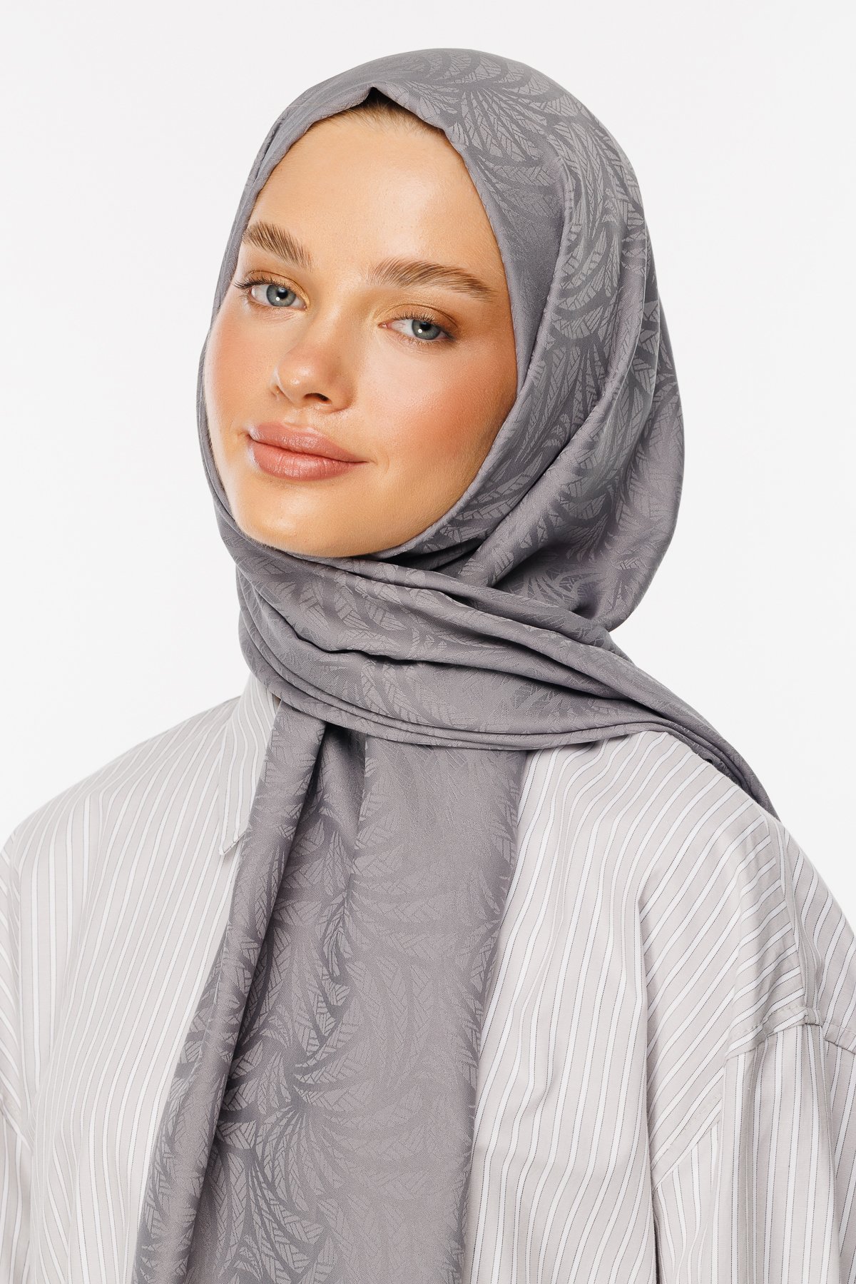 Artemis Pattern Silk Jacquard Hijab