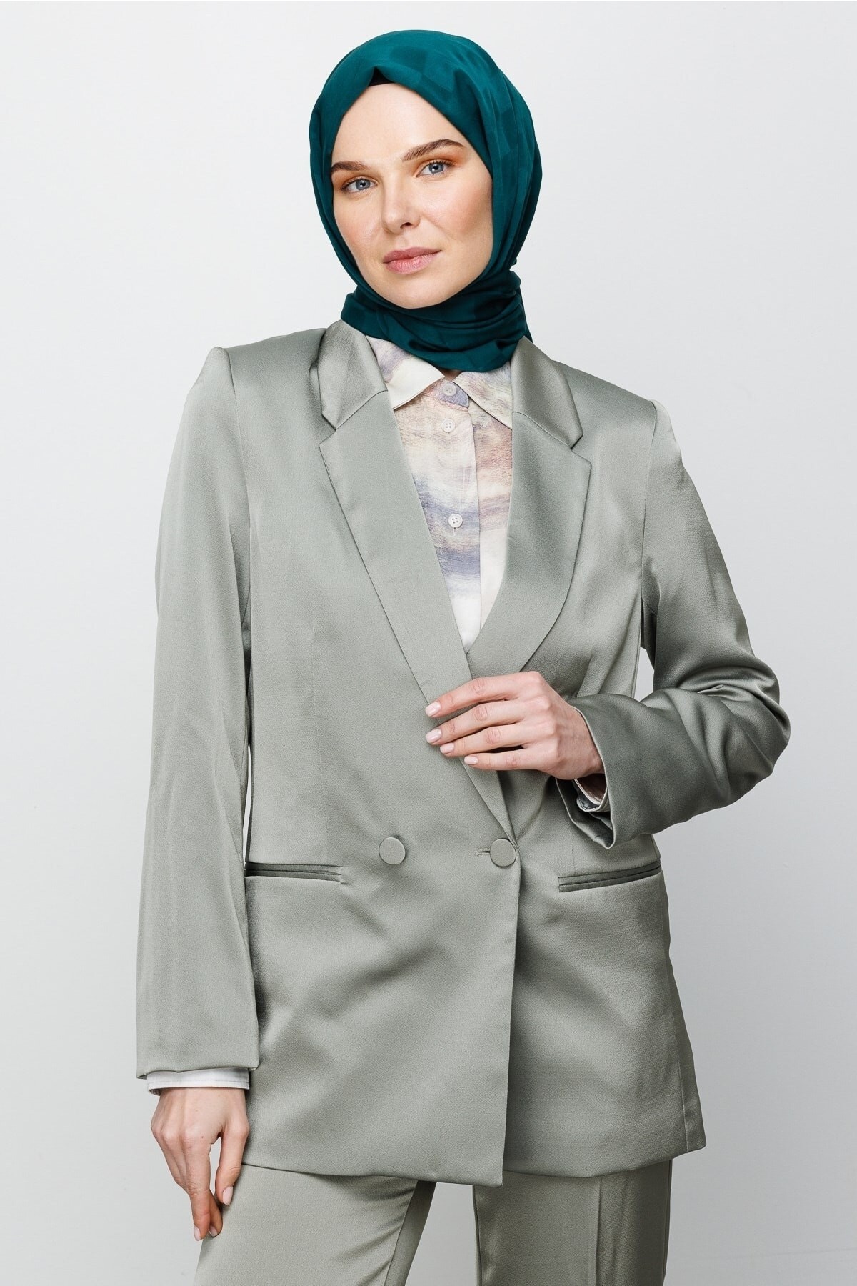 Checkers Pattern Silk Jacquard Hijab