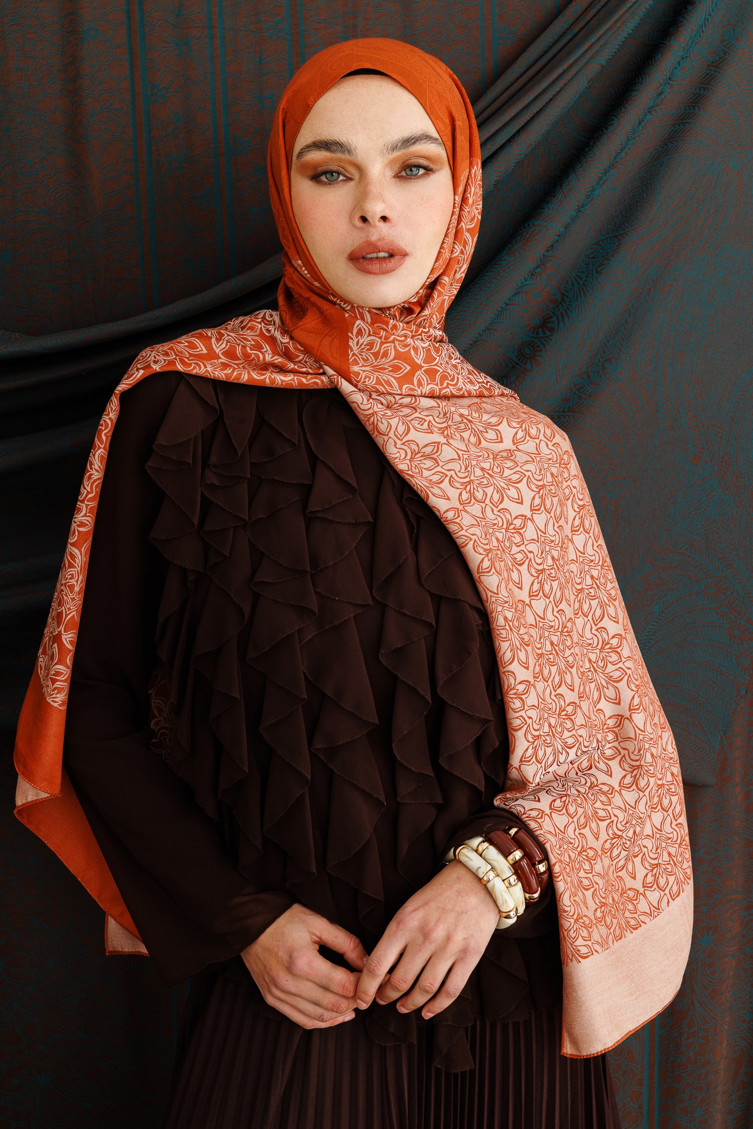 Nora-Pattern Reversible Shawl - Cinnamon-Beige
