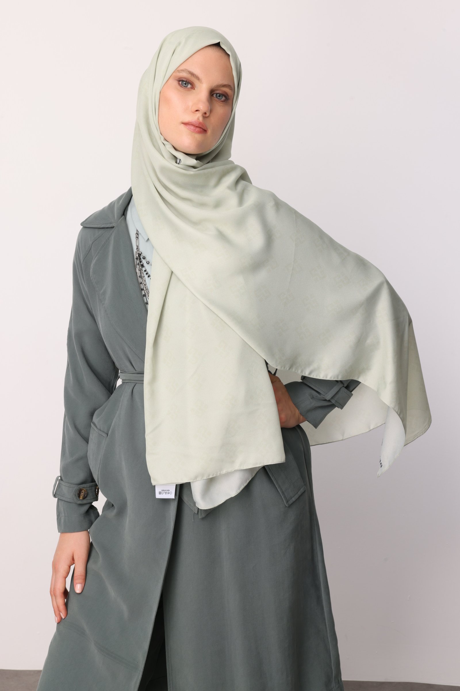 Elibelinde Desen Sakura İpek Şal - Sarı