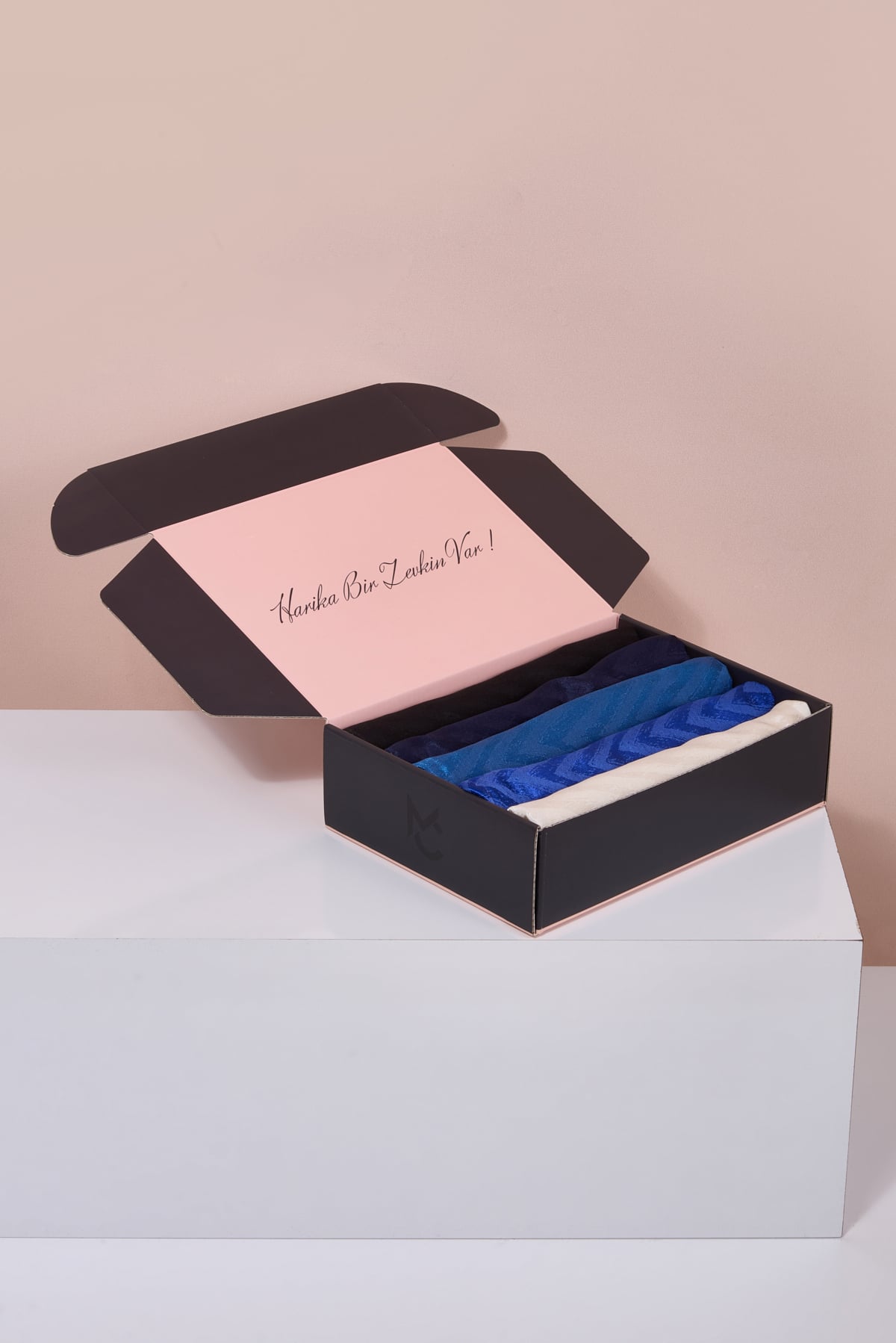 Parlak Jakar Şal - Zikzak Desen Color Box