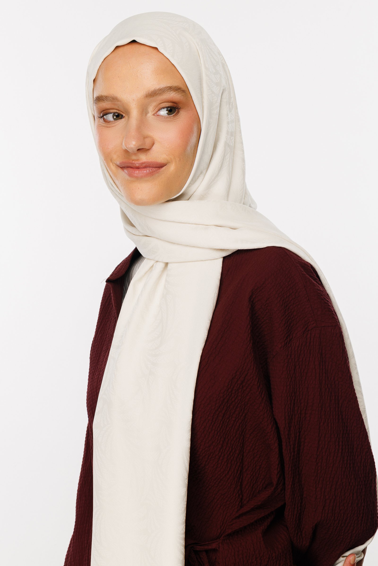 Artemis Pattern Silk Jacquard Hijab