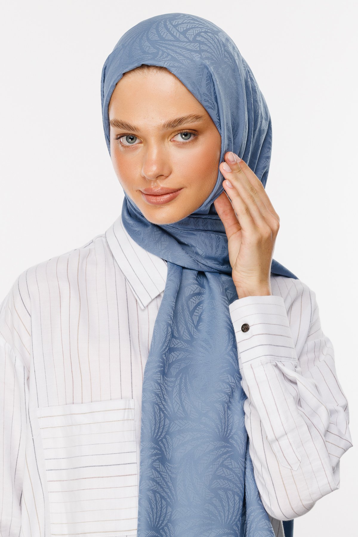 Artemis Pattern Silk Jacquard Hijab