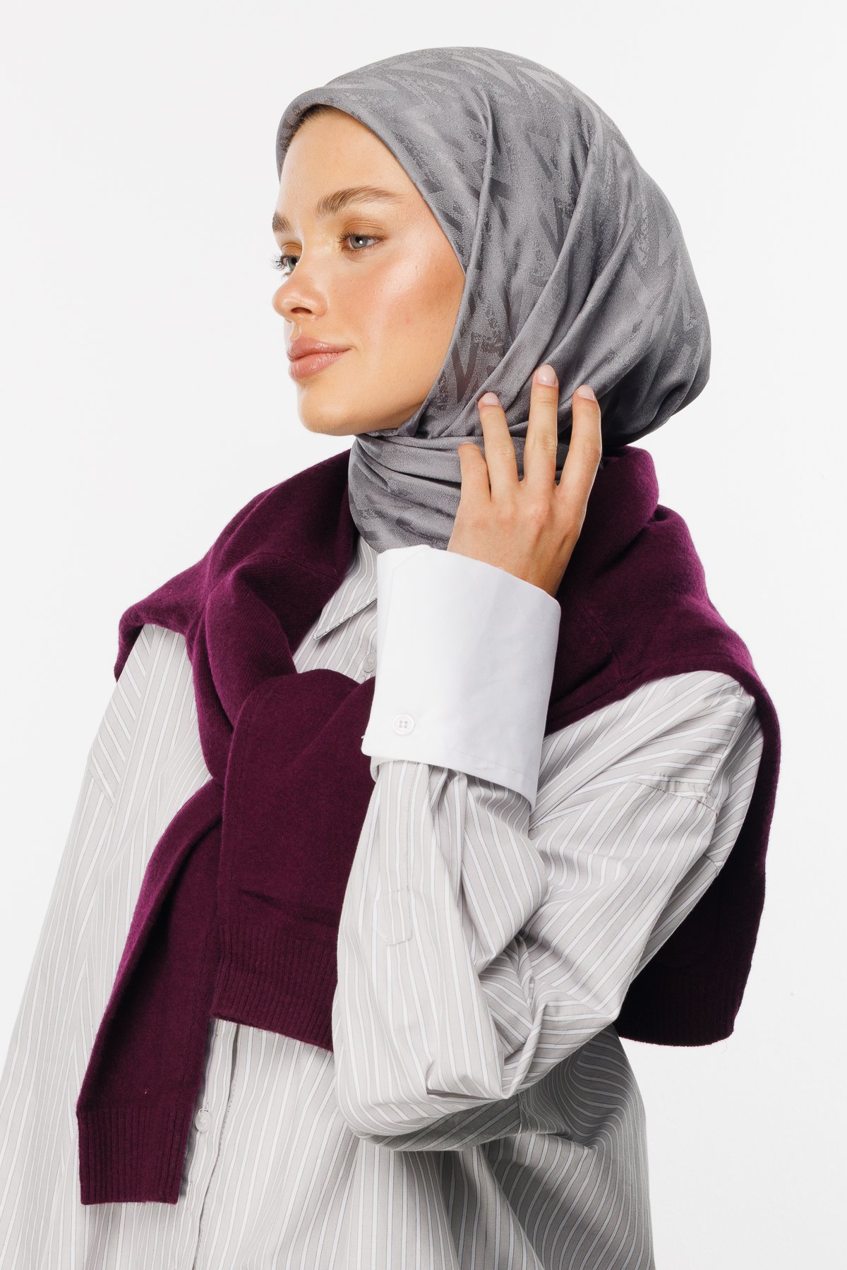 Nova Pattern Luxury Jacquard Scarf - Grey