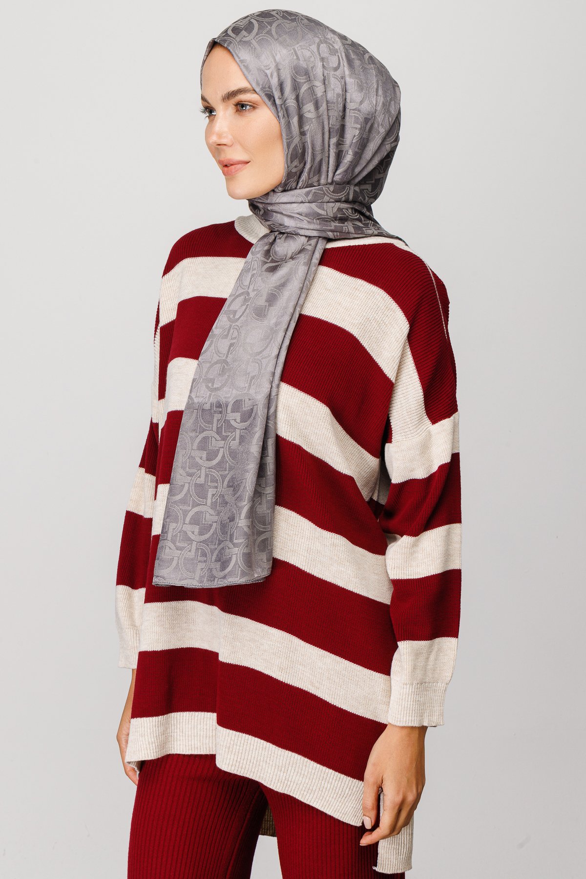 Gemustertes Glänzendes Jacquard Hijab