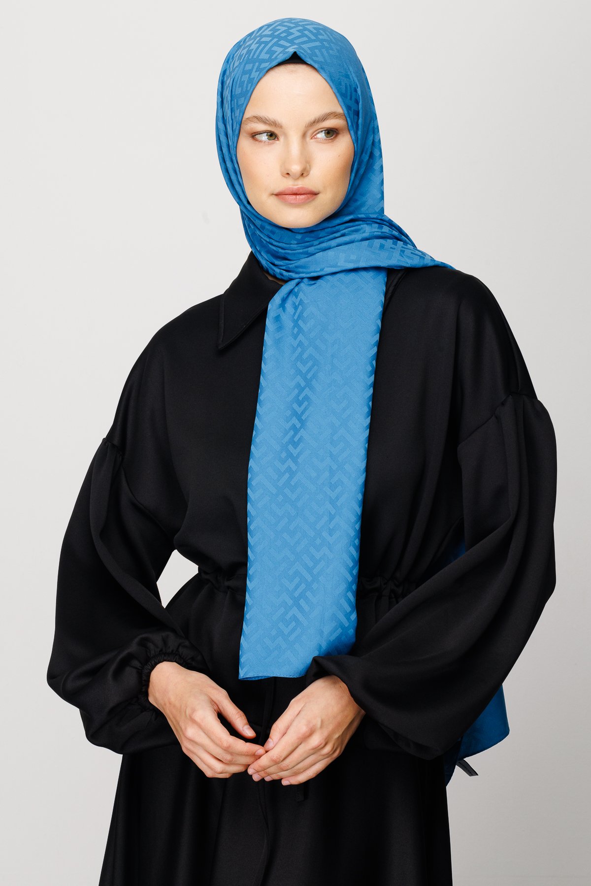 Z Pattern Silky Jacquard Hijab