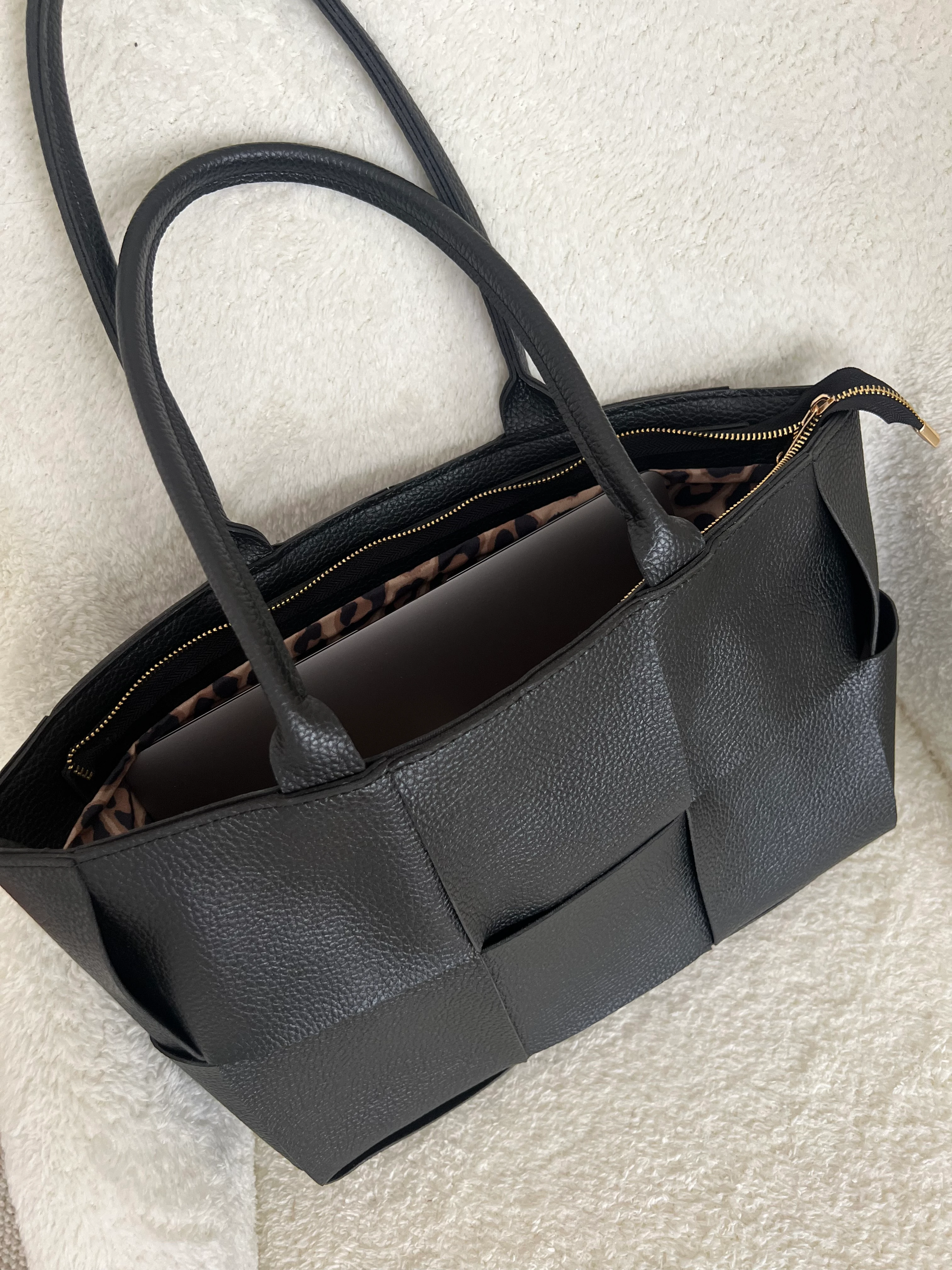 Siyah Örgü Desenli Deri Omuz Çantası