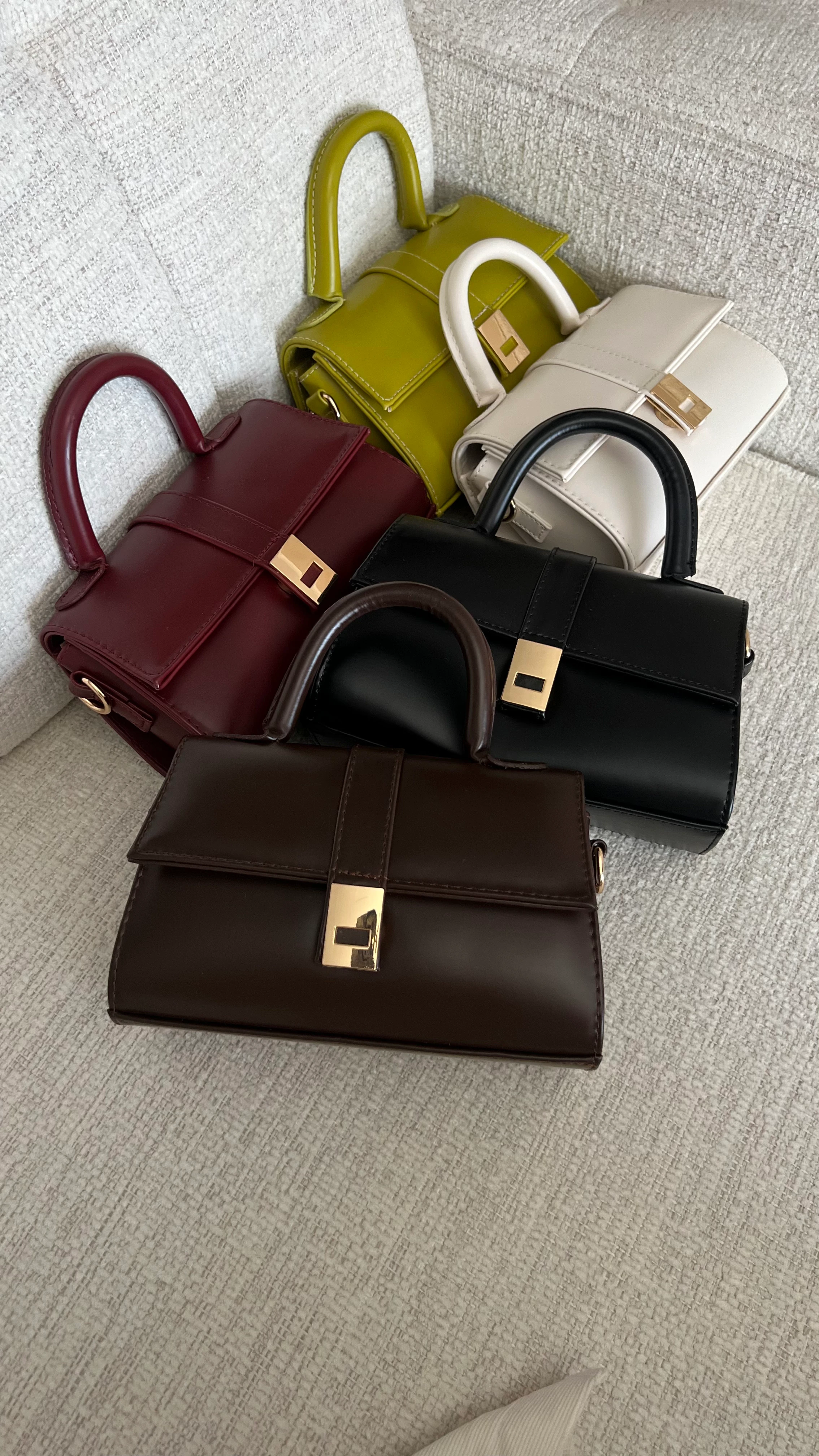 Küçük El Çantası