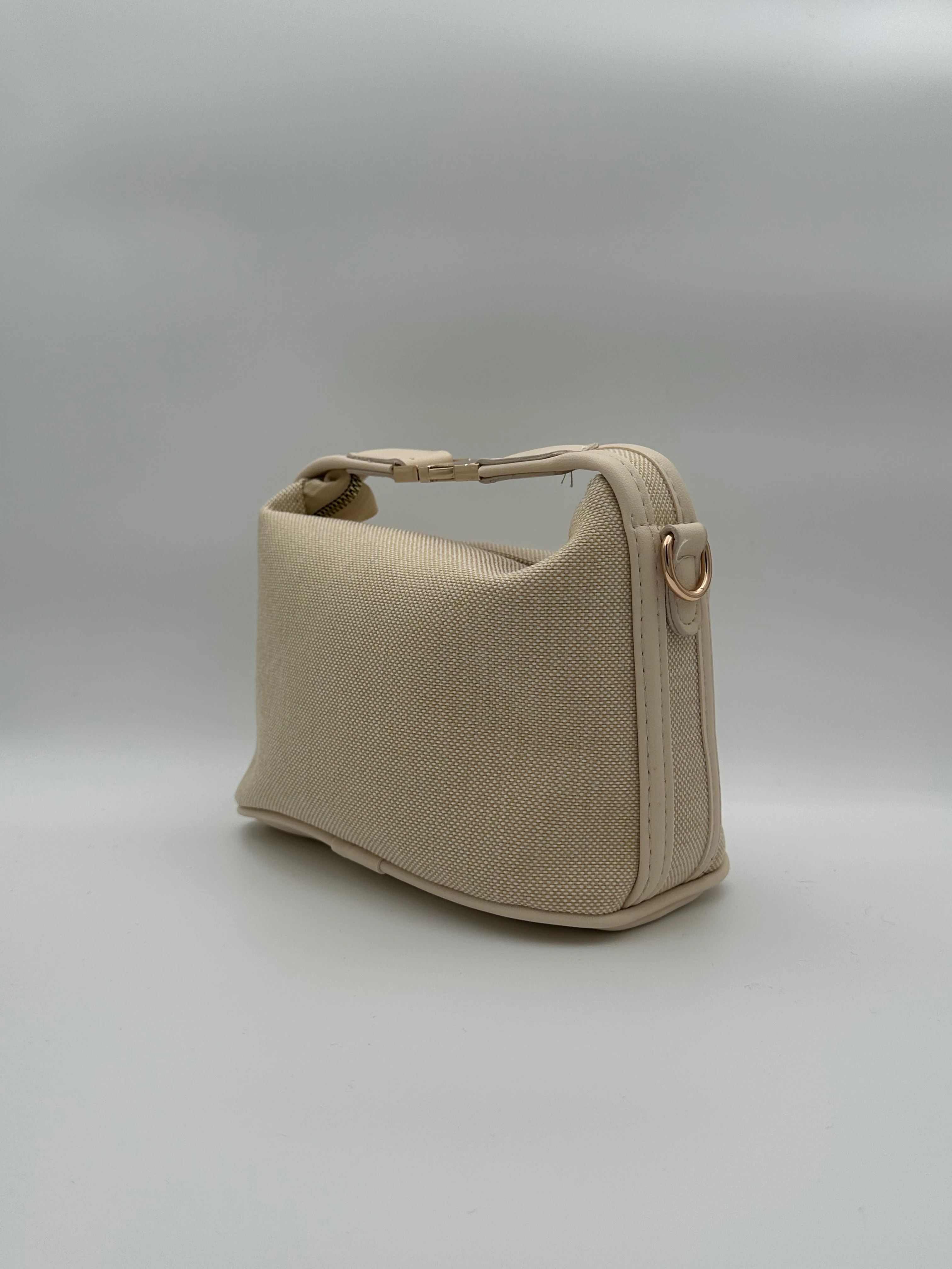 Üstten Kilitli Hasır Çanta