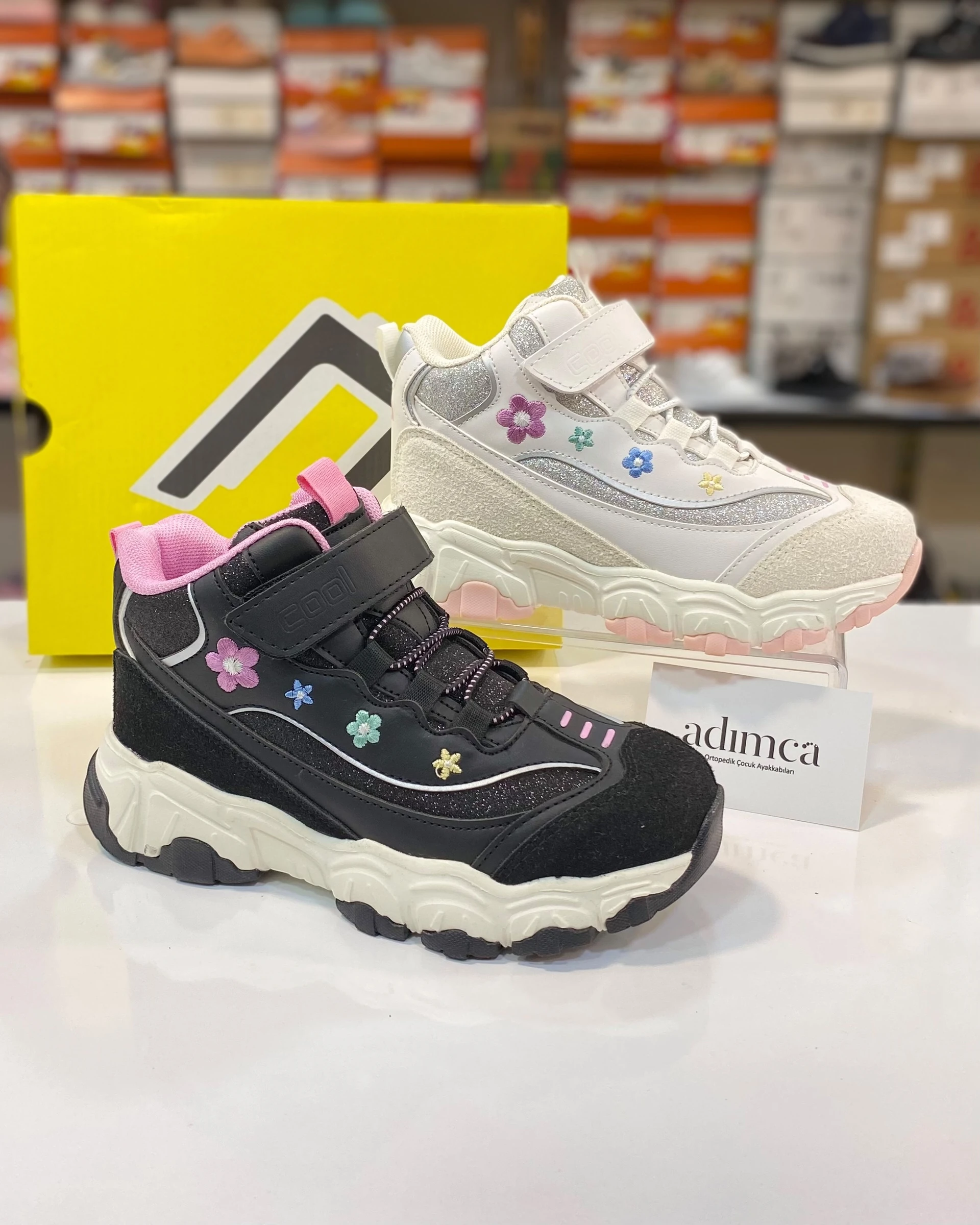 COOL BELLA ÇOCUK SPOR AYAKKABI - SİYAH / BEYAZ