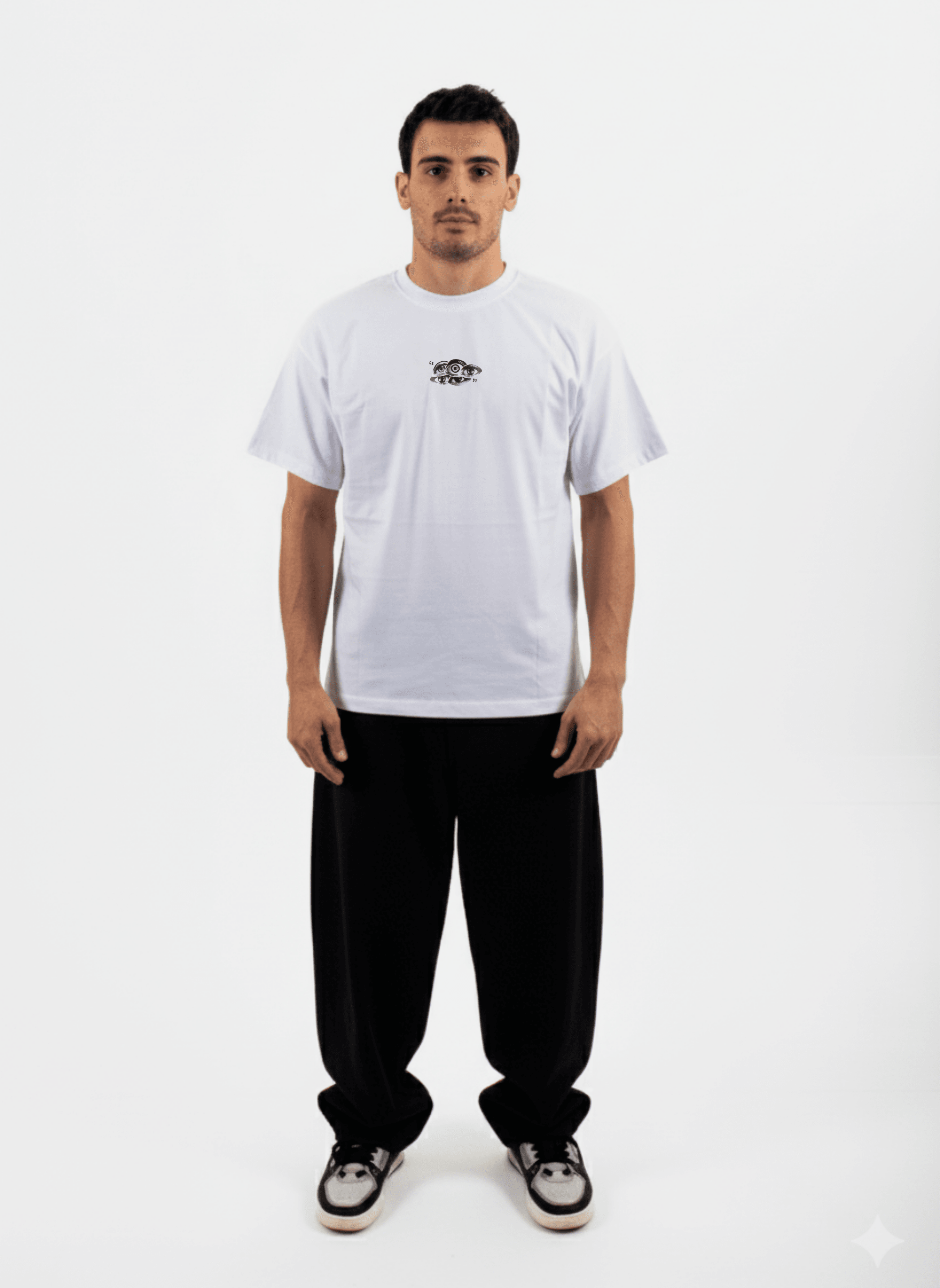 ALL EYES ON ME BASKILI BOXY FIT T-SHIRT