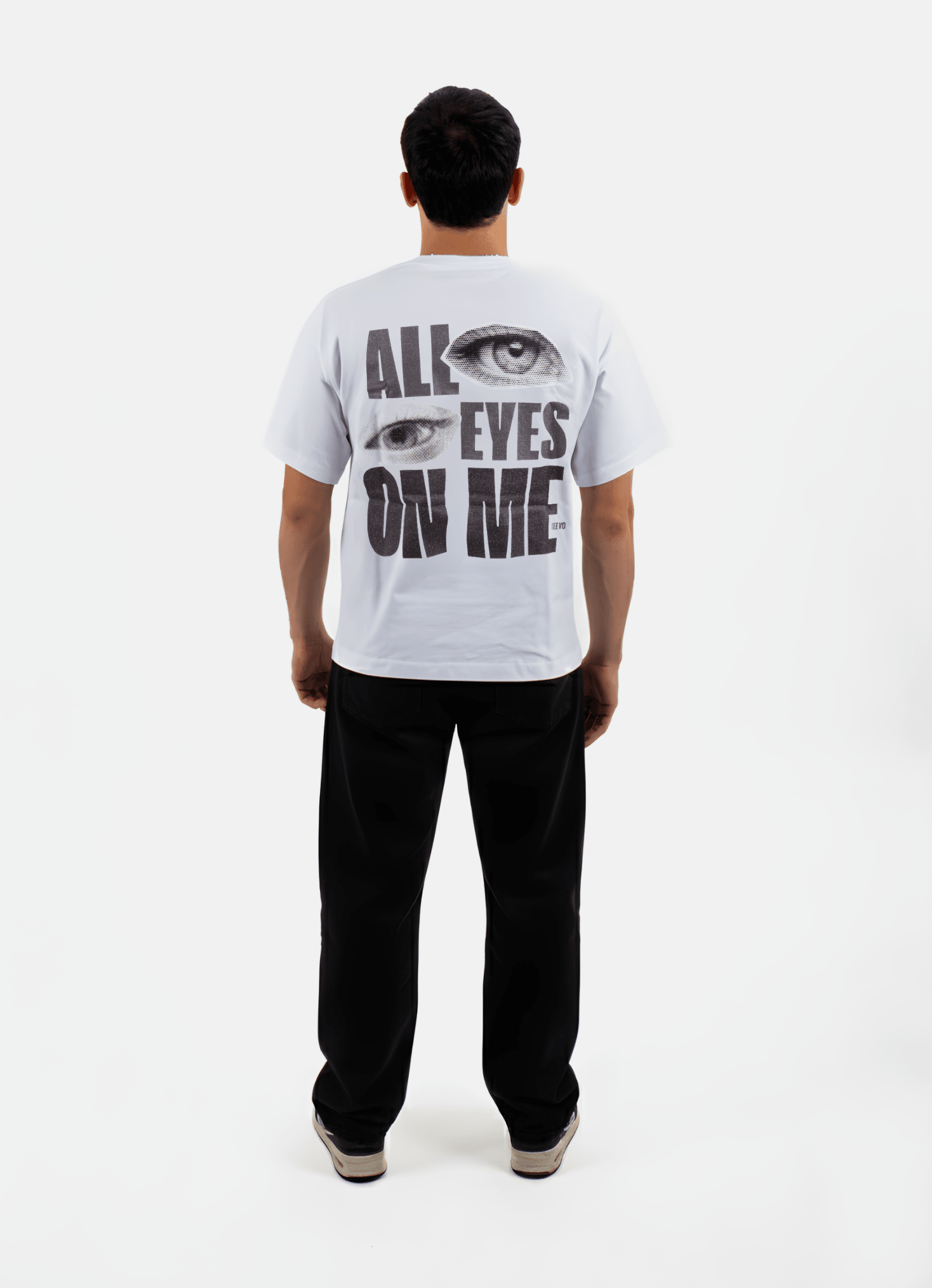 ALL EYES ON ME BASKILI BOXY FIT T-SHIRT