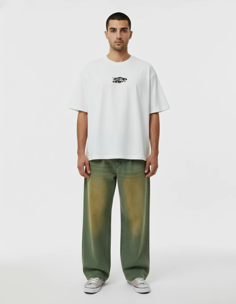 ALL EYES ON ME BASKILI BOXY FIT T-SHIRT