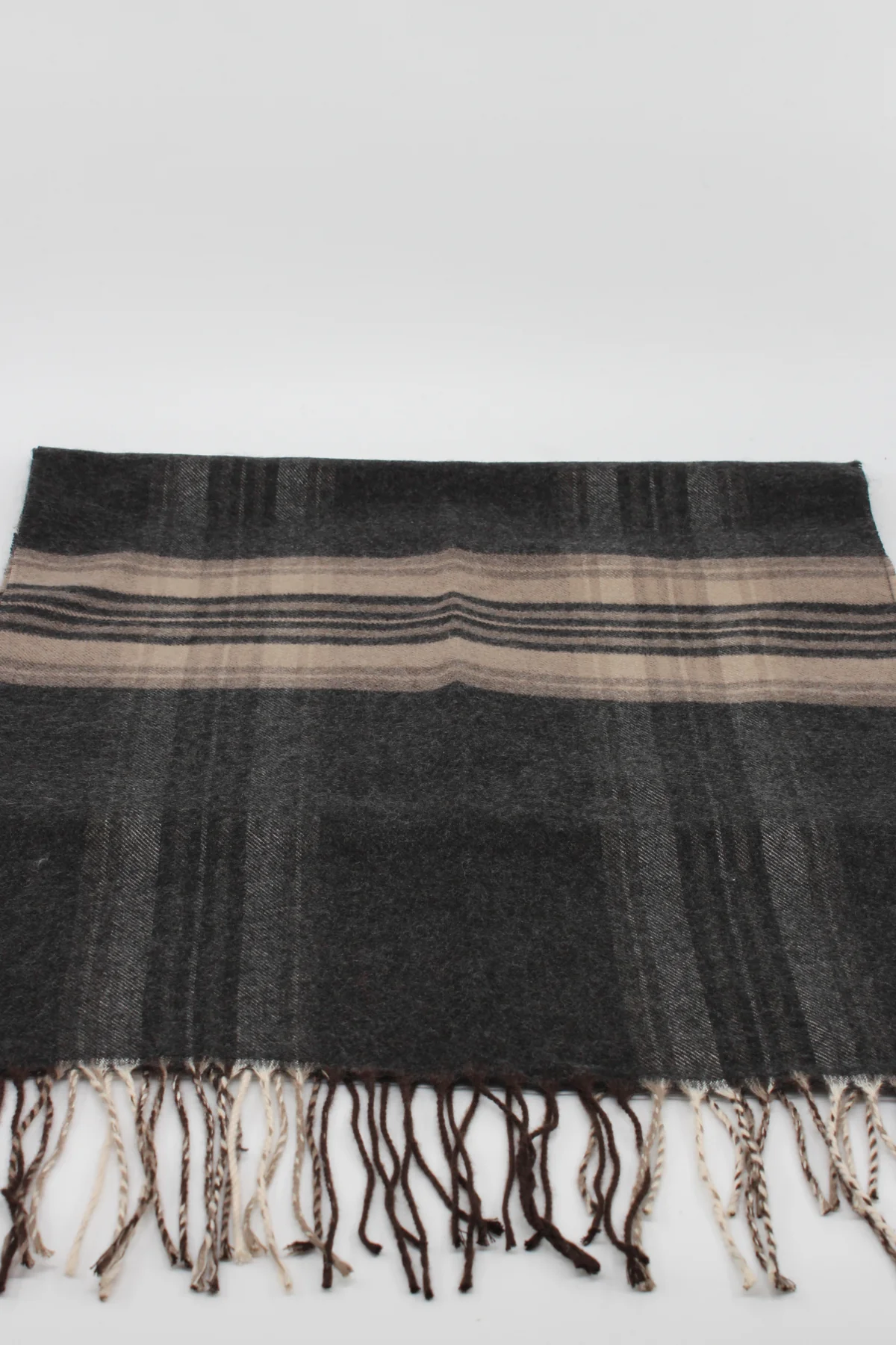 Erkek Tweed Kasket ve Desenli Atkı Seti - Kışlık Şapka Takımı