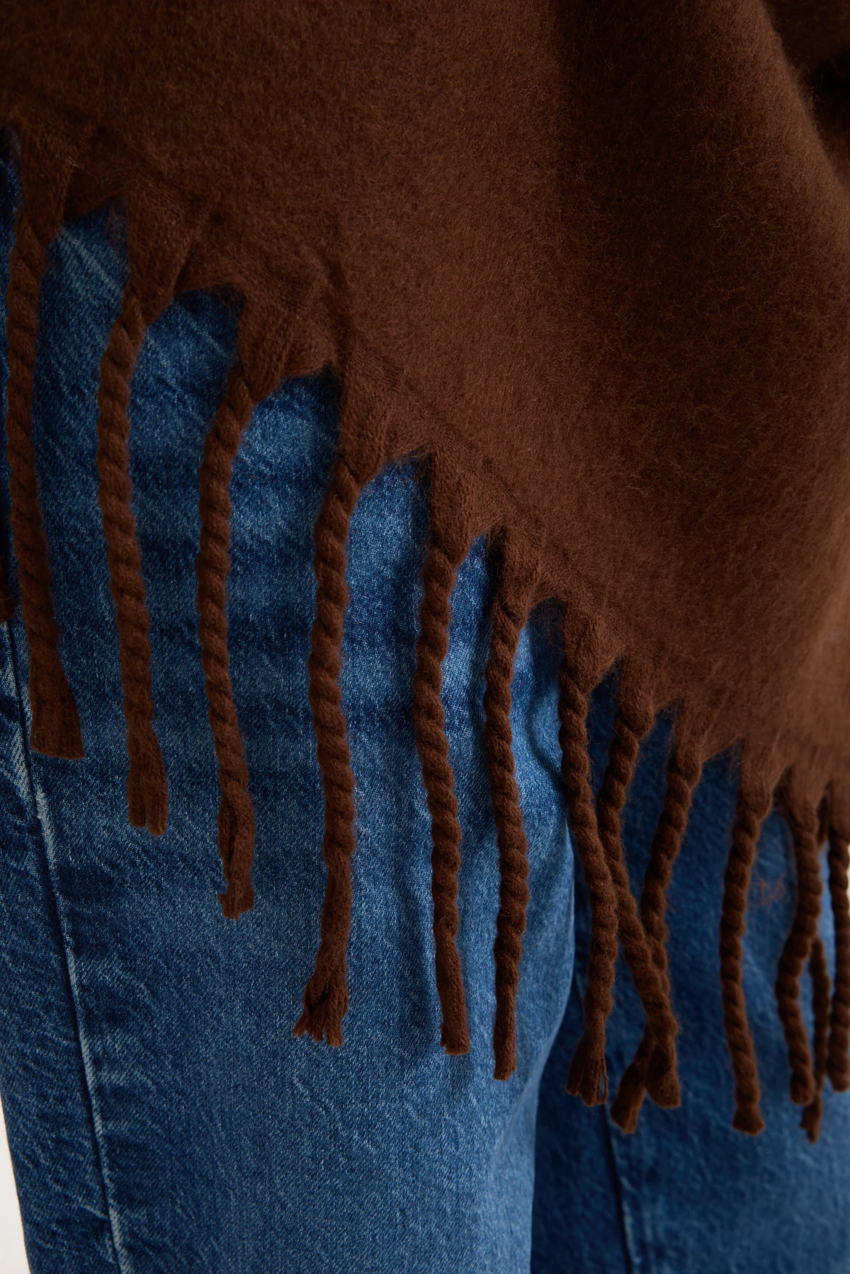 Kadın Yumuşak Dokulu Uzun Şal Atkı  - KAHVERENGİ