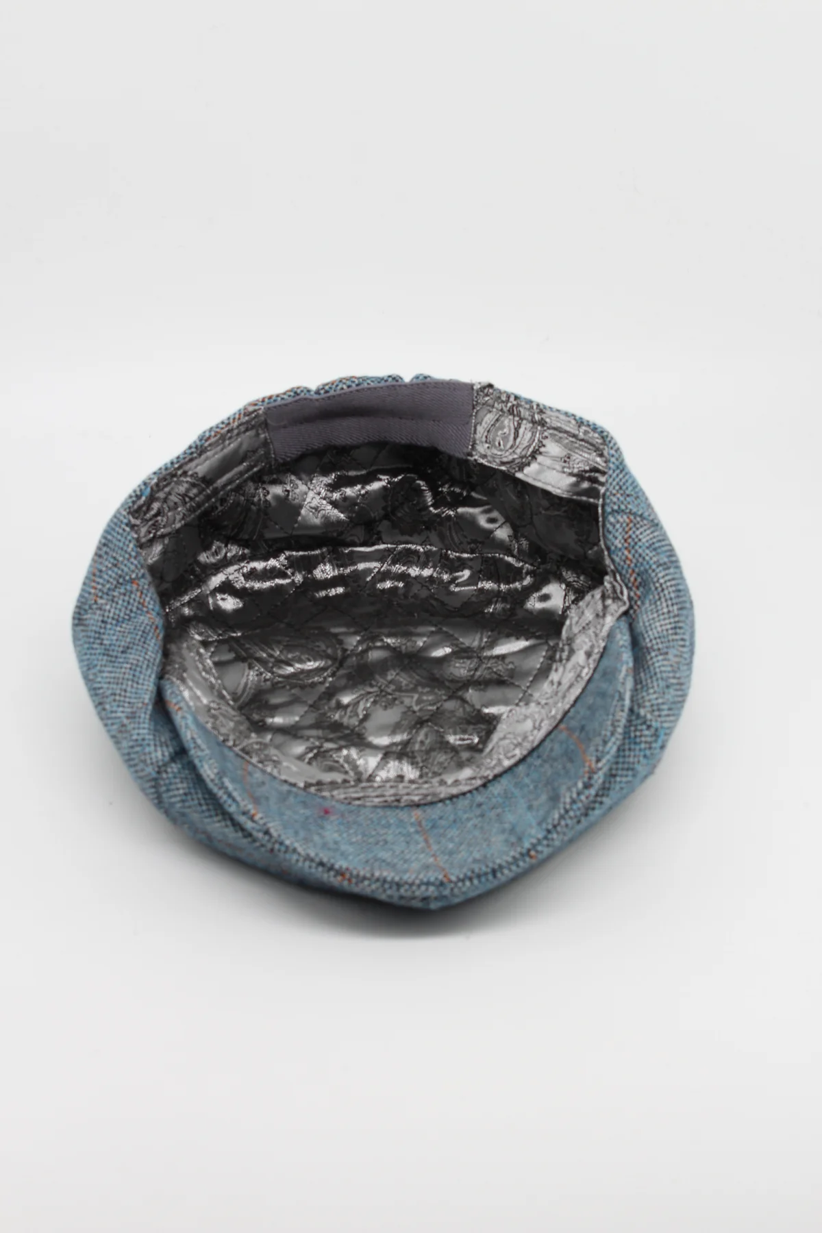 Kırçıllı Dokulu Tüvit Kasket