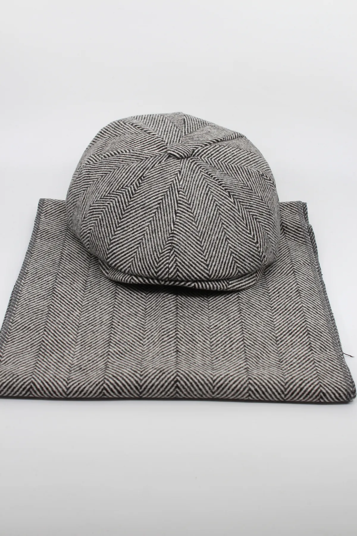 Erkek Balıksırtı Kasket ve Atkı Takımı