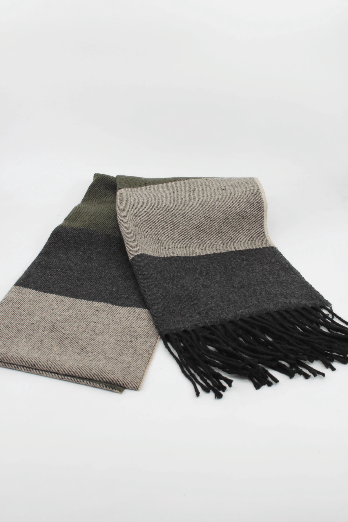 London Model Erkek Kasket & Çizgili Atkı Seti