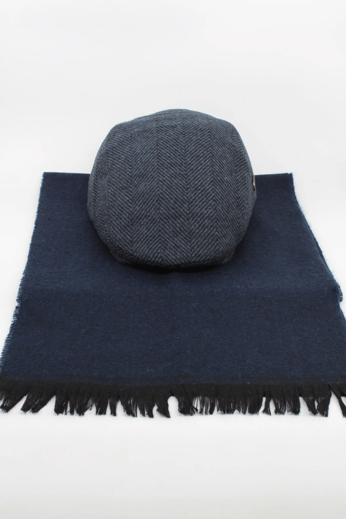 LONDON Kasket Atkı Set Lacivert Balıksırtı Desen Atkı