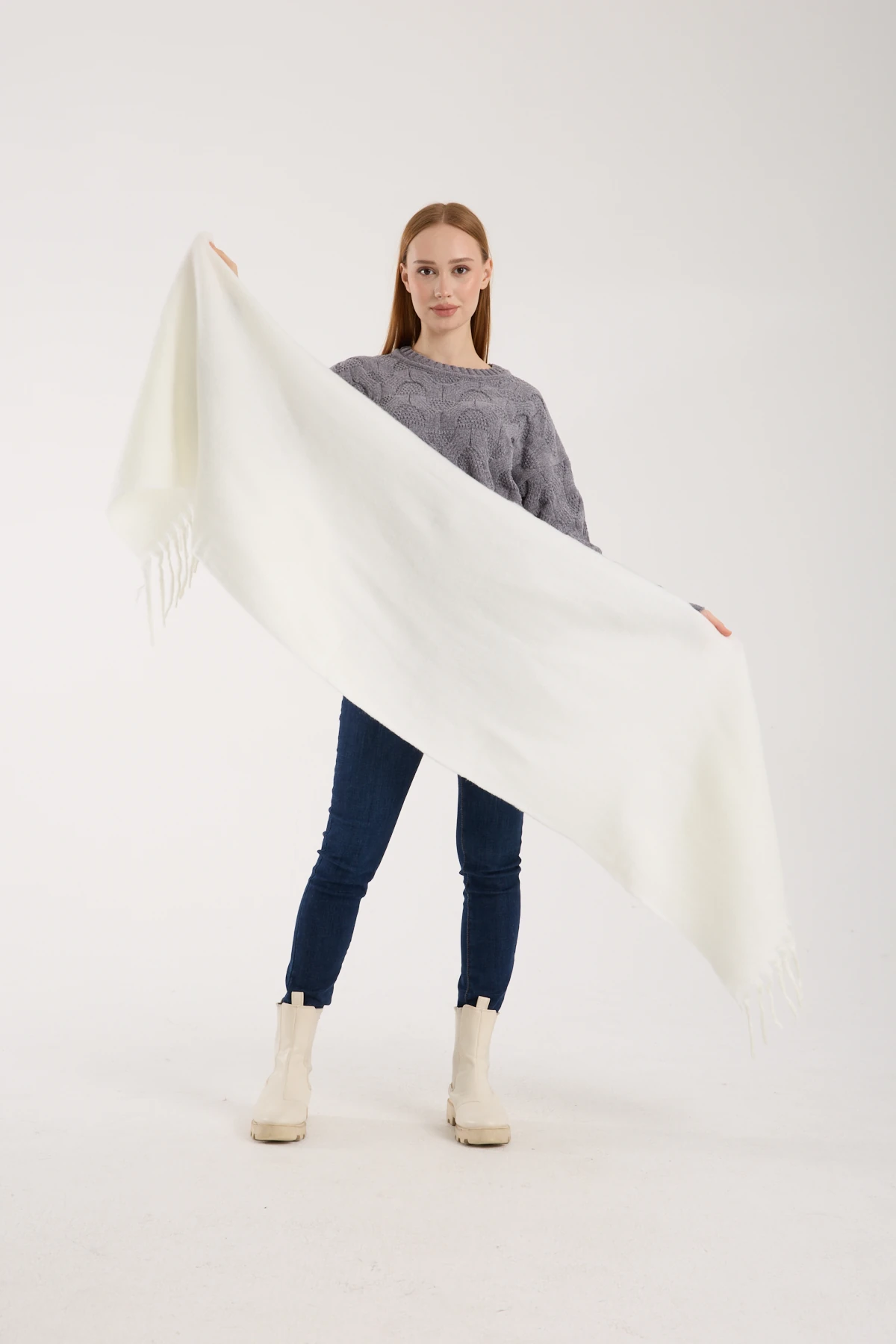 Kadın Yumuşak Dokulu Uzun Şal Atkı  - EKRU