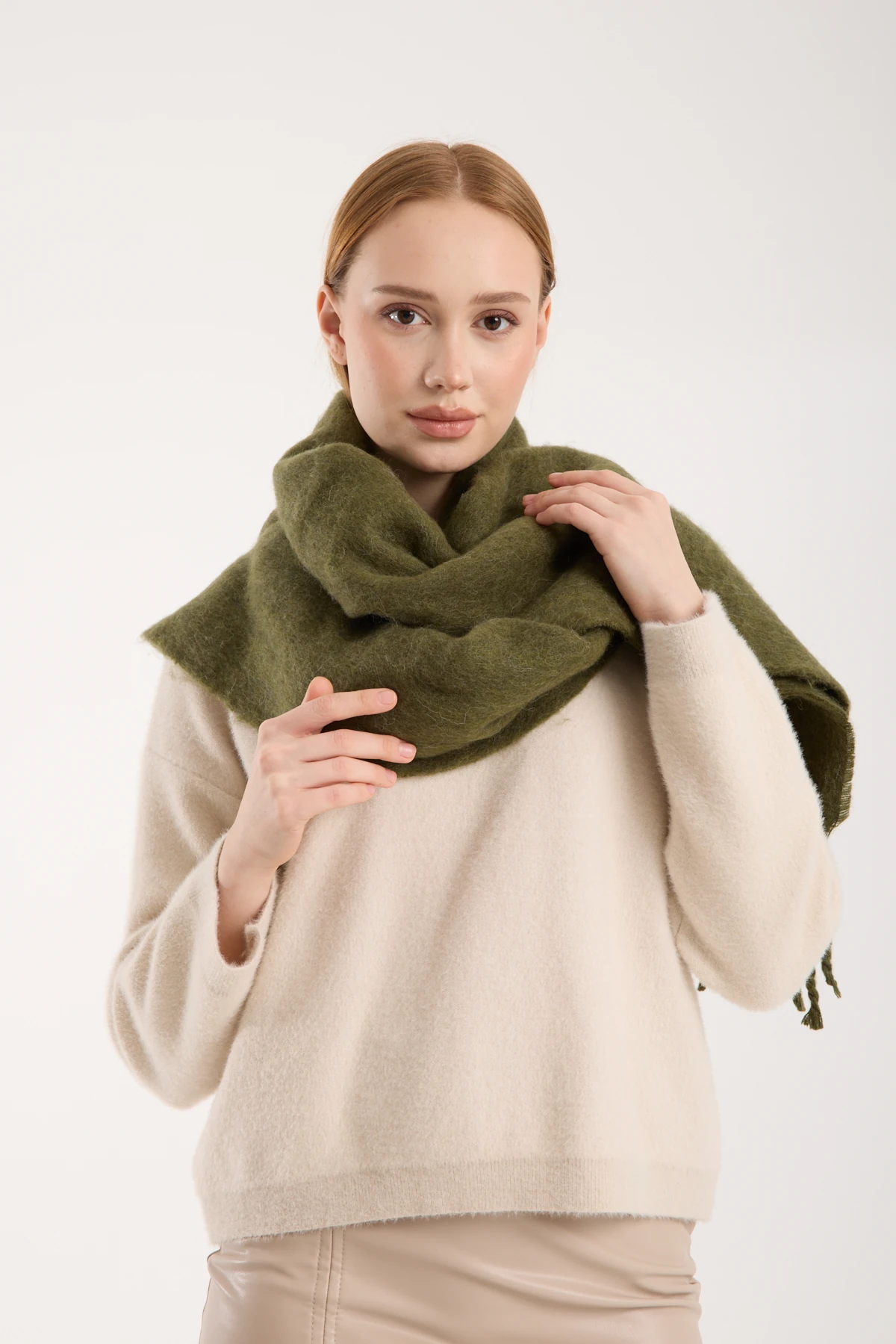 Kadın Yumuşak Dokulu Uzun Şal Atkı  - YEŞİL