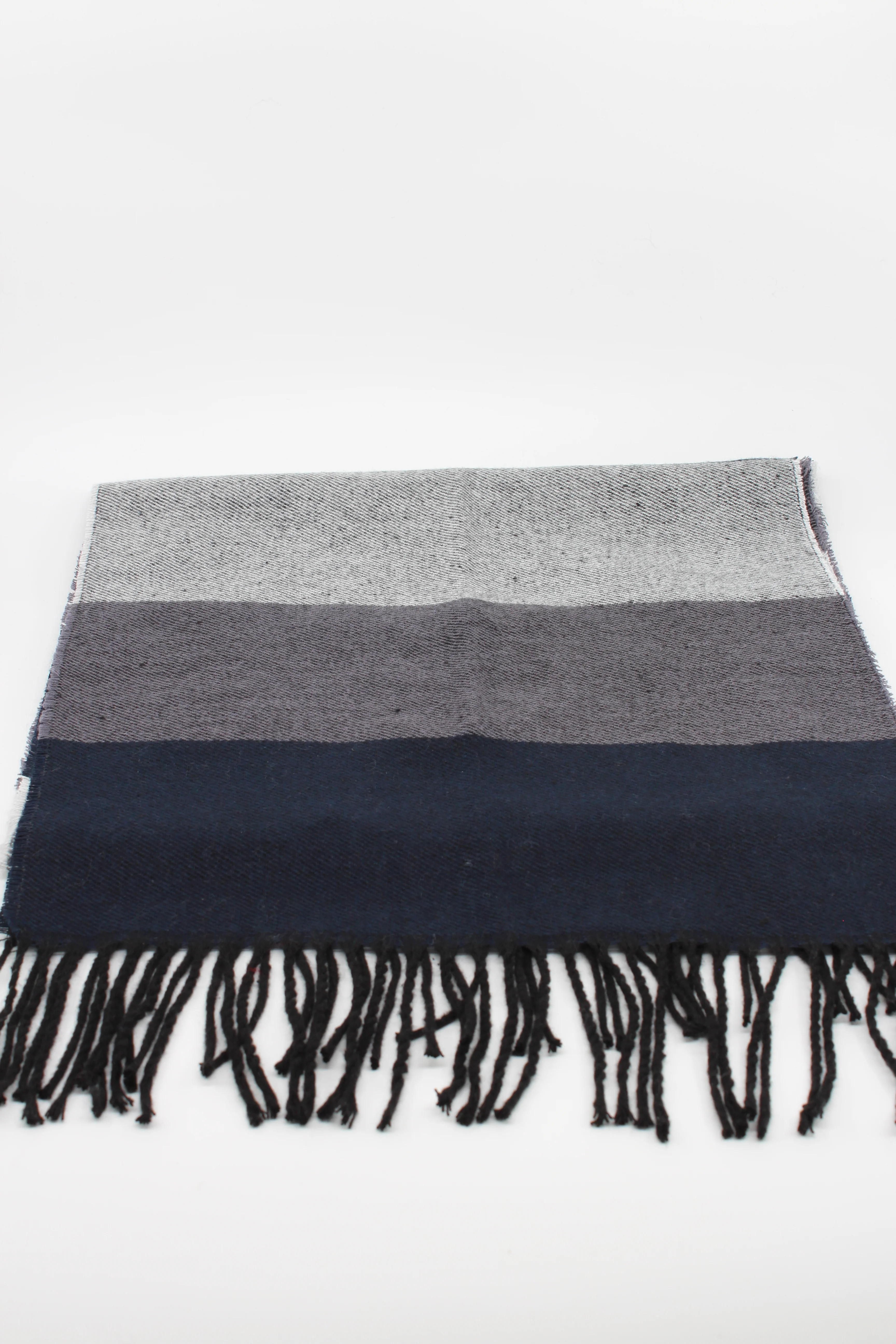 Erkek Kışlık 8 Parça İngiliz Kasket ve Çizgili Atkı Kombin Seti