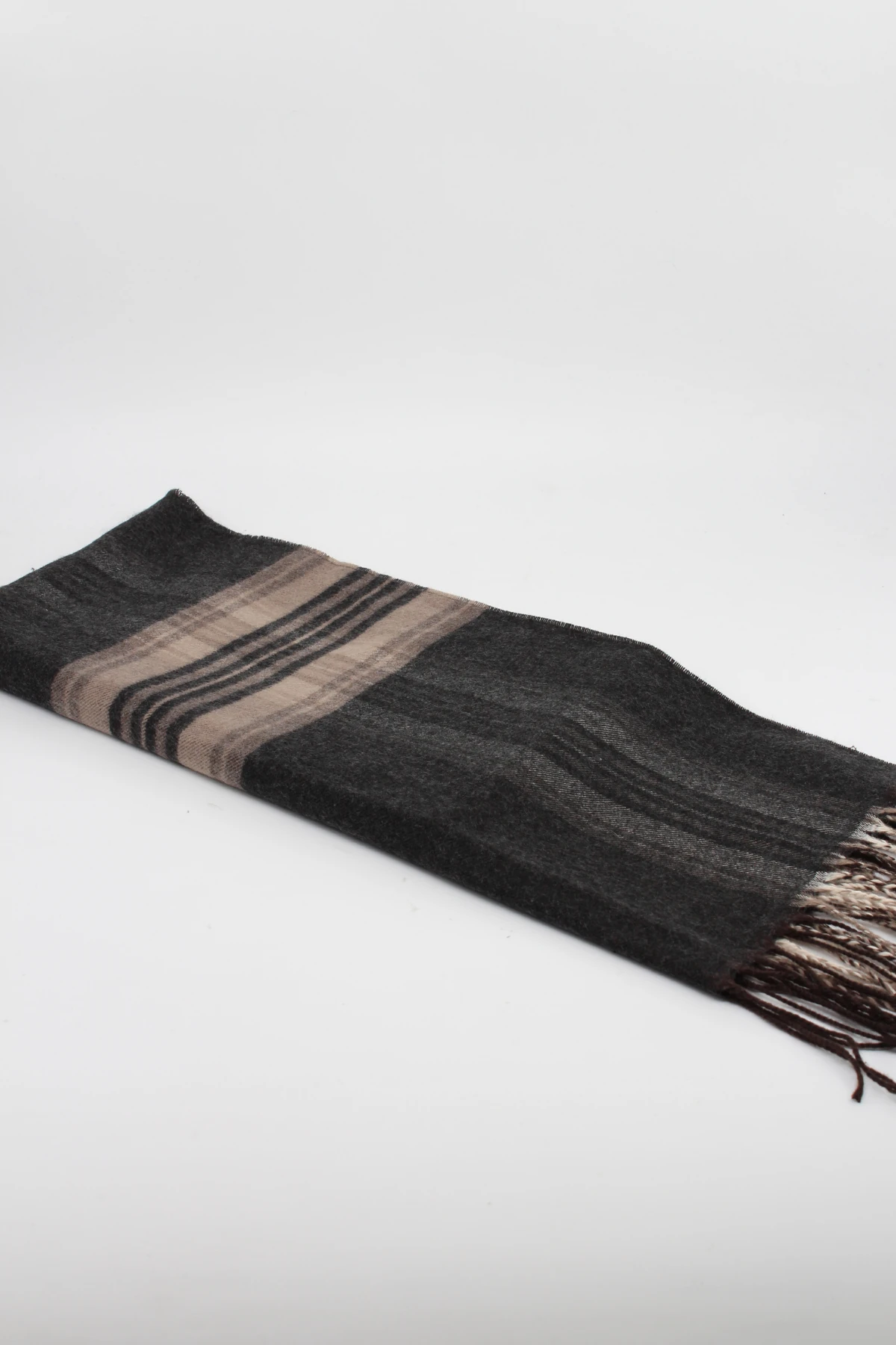 Erkek Tweed Kasket ve Desenli Atkı Seti - Kışlık Şapka Takımı