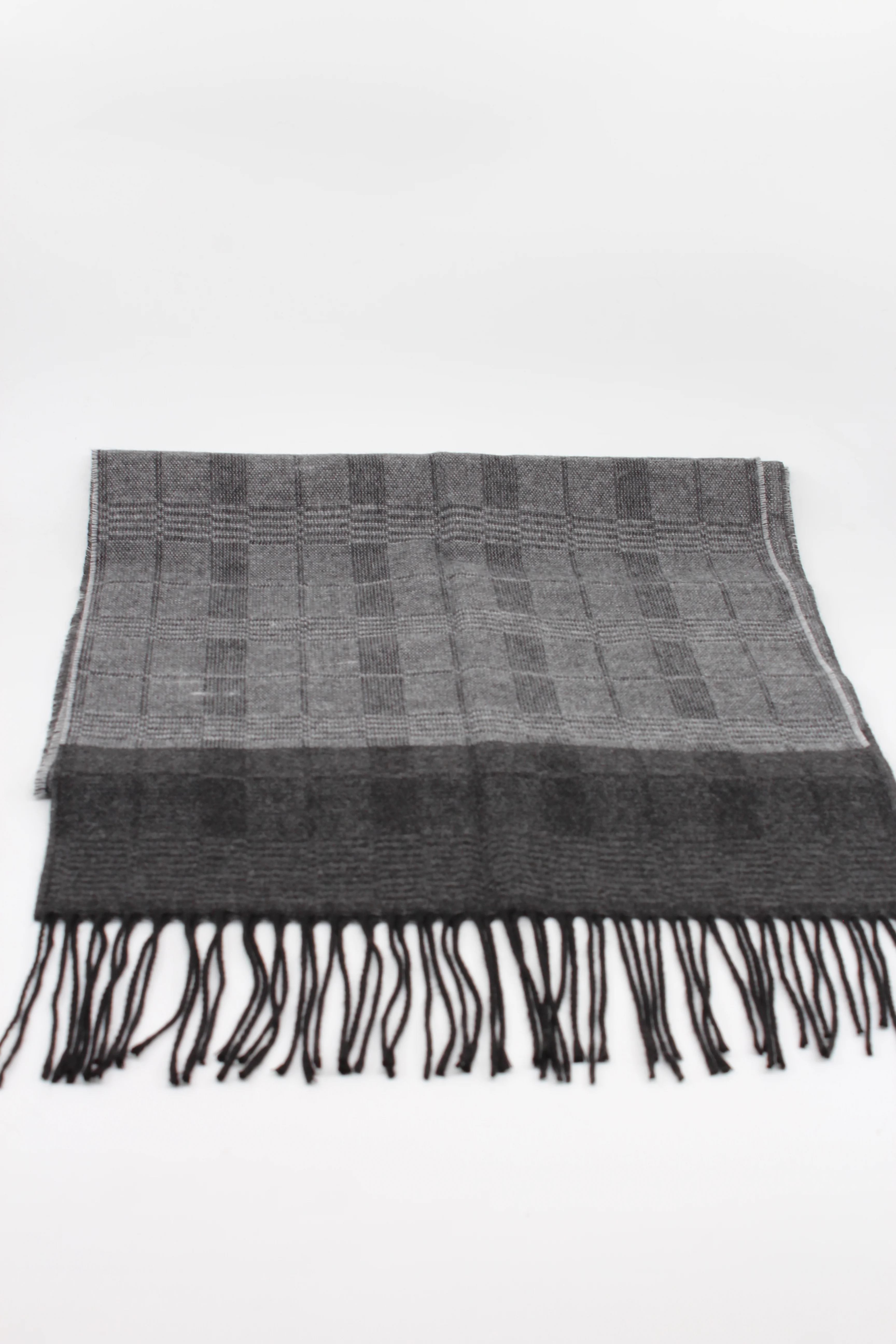 Erkek Atkı - siyah desenli