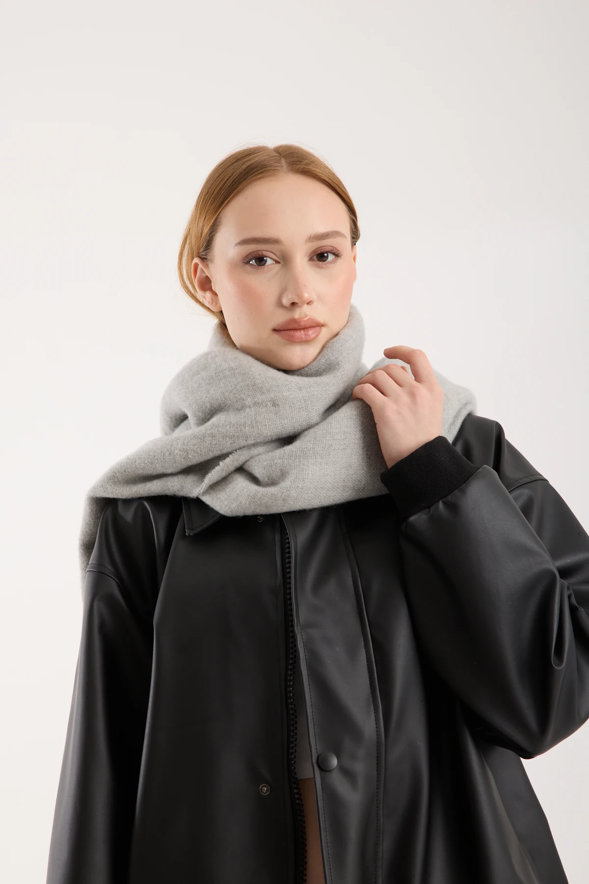 Kadın Yumuşak Dokulu Uzun Şal Atkı  - GRİ