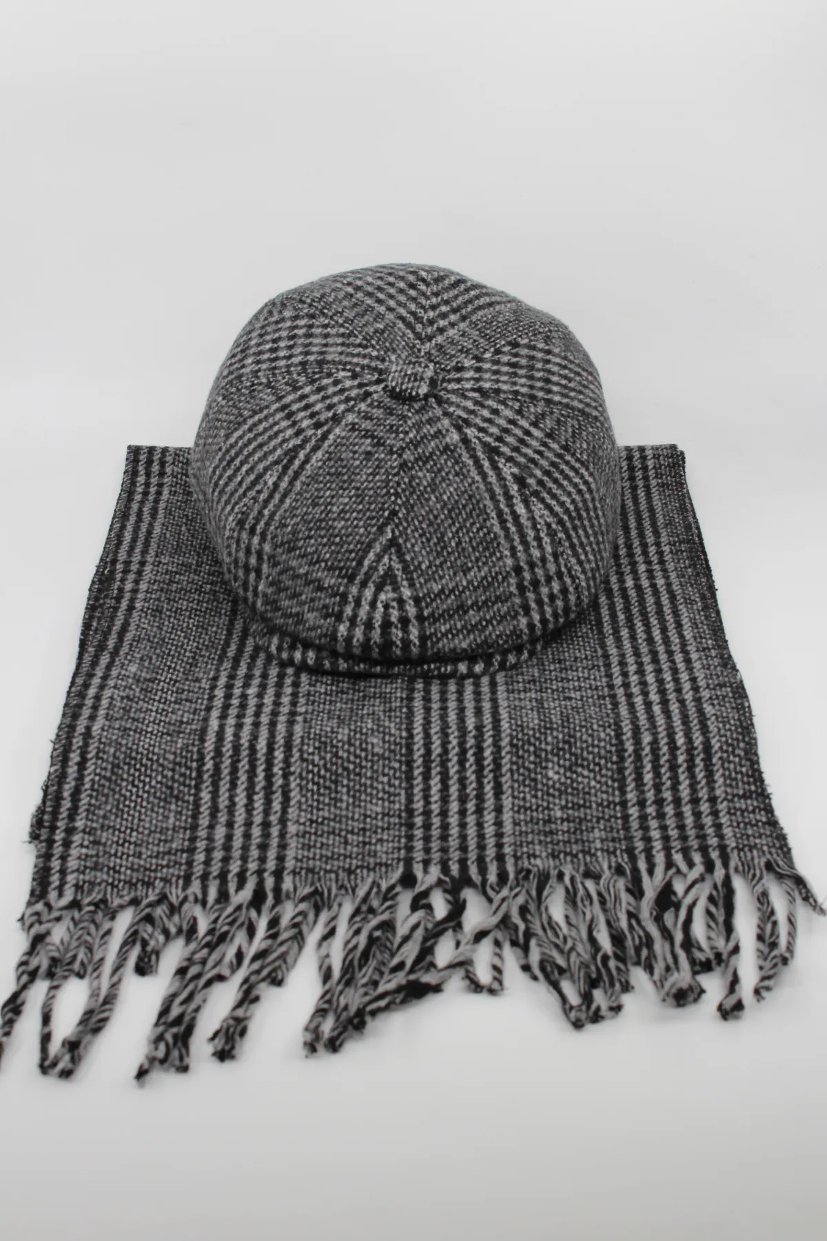 İngiliz Model Ekoseli Erkek Kasket & Atkı Takımı