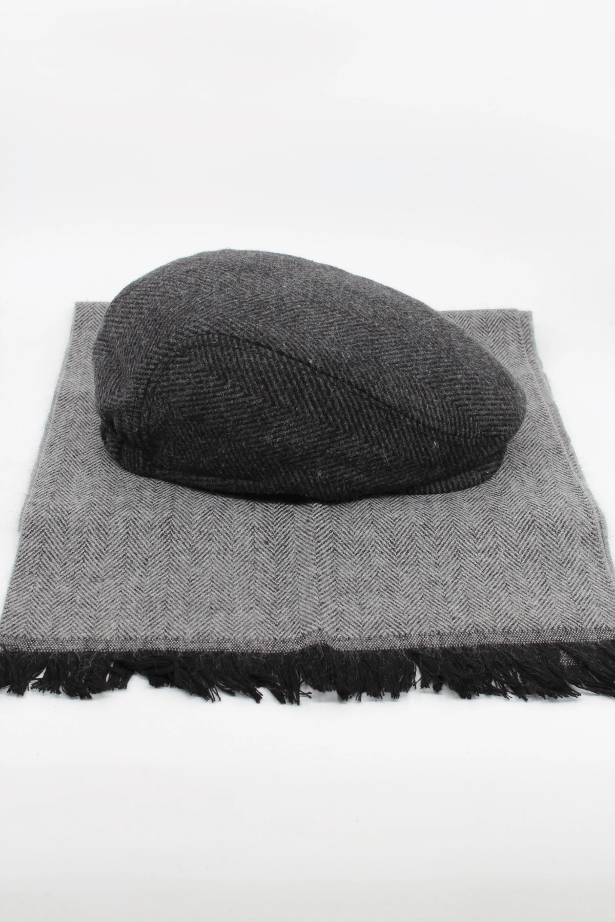 London Kasket Atkı Set Gri Balık Sırtı