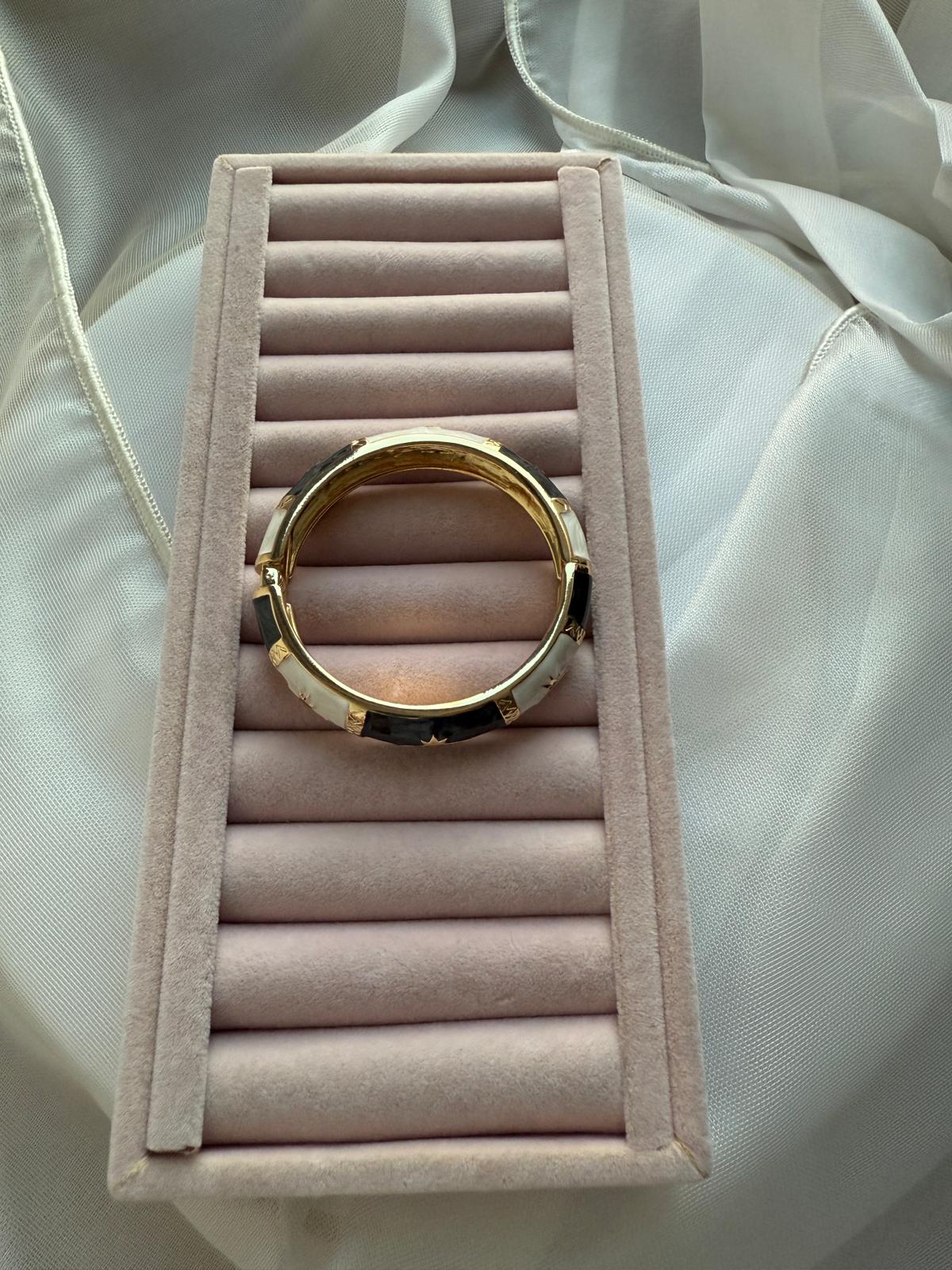 Özel Seri Kuzey Yıldızı Mineli Kelepçe Bileklik-Siyah Beyaz