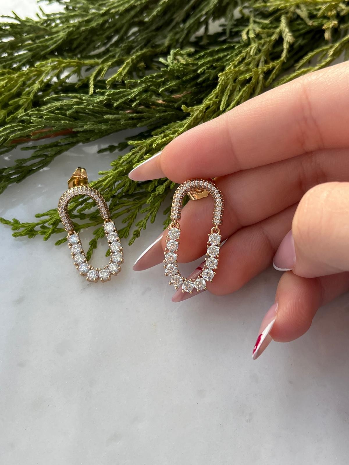 Vip Taşlı Oval Küpe