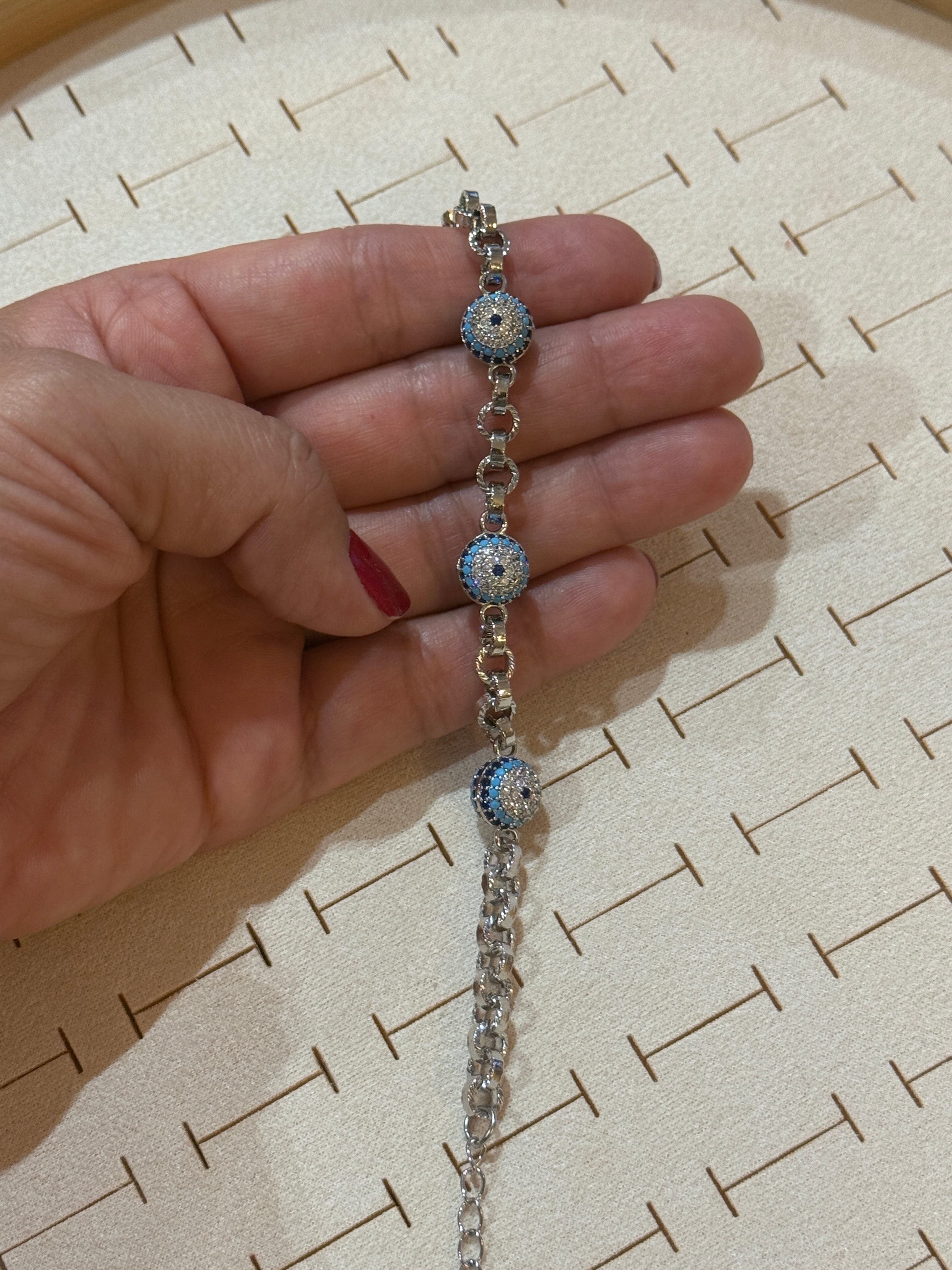 Vip Gri üç Top Nazarlı Bileklik 