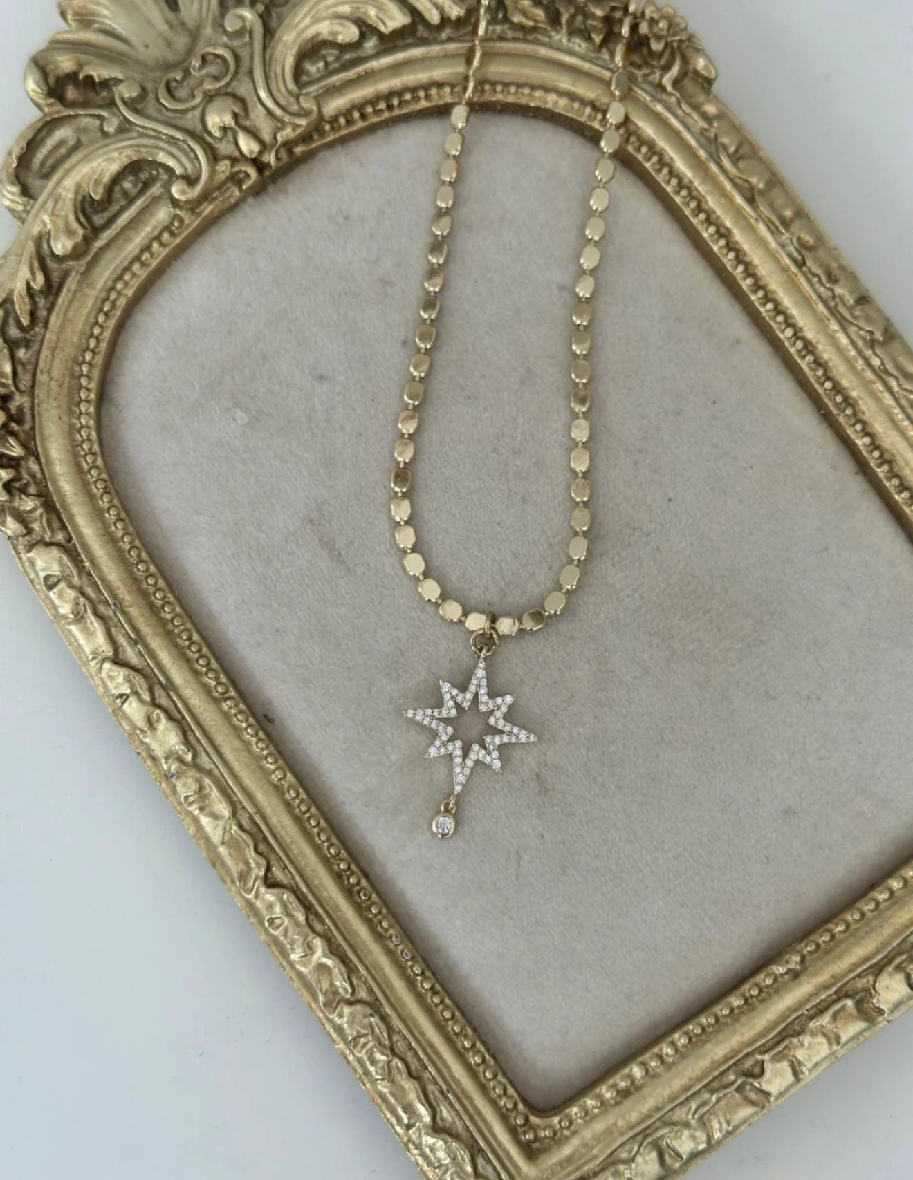 Vip 14k Yıldız Figürlü Ezme Kolye