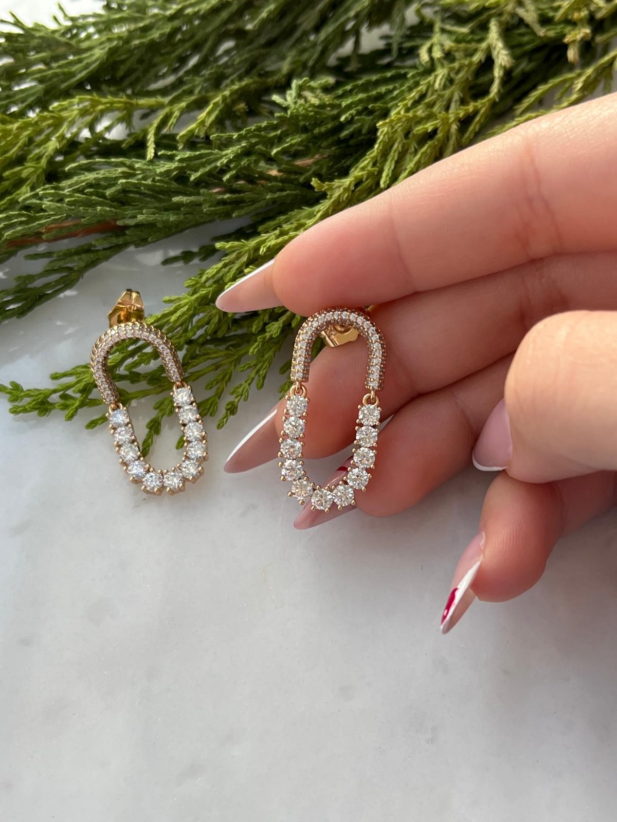 Vip Taşlı Oval Küpe