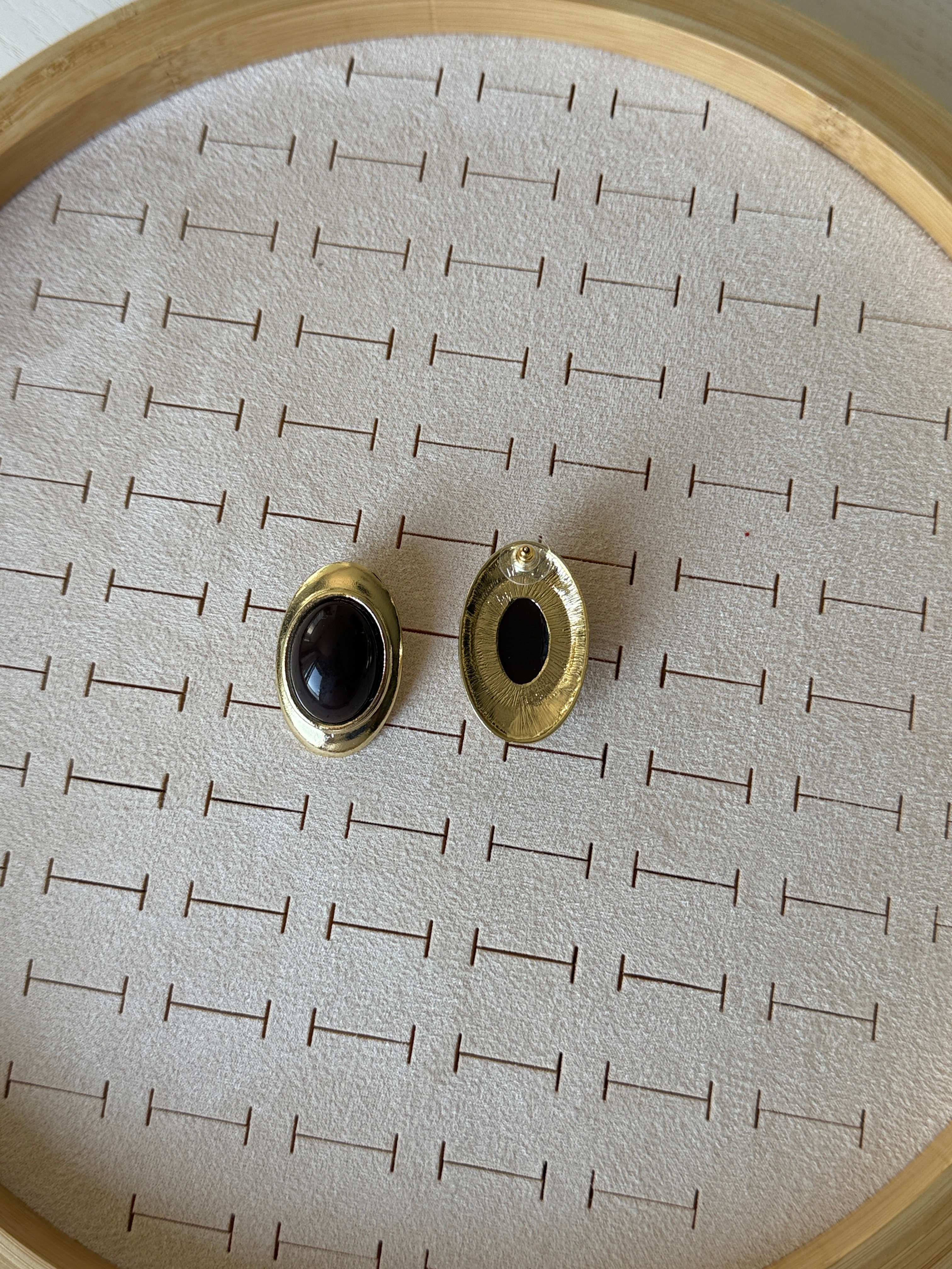 Özel Seri Marka Model Oval Kahve Renk Küpe 