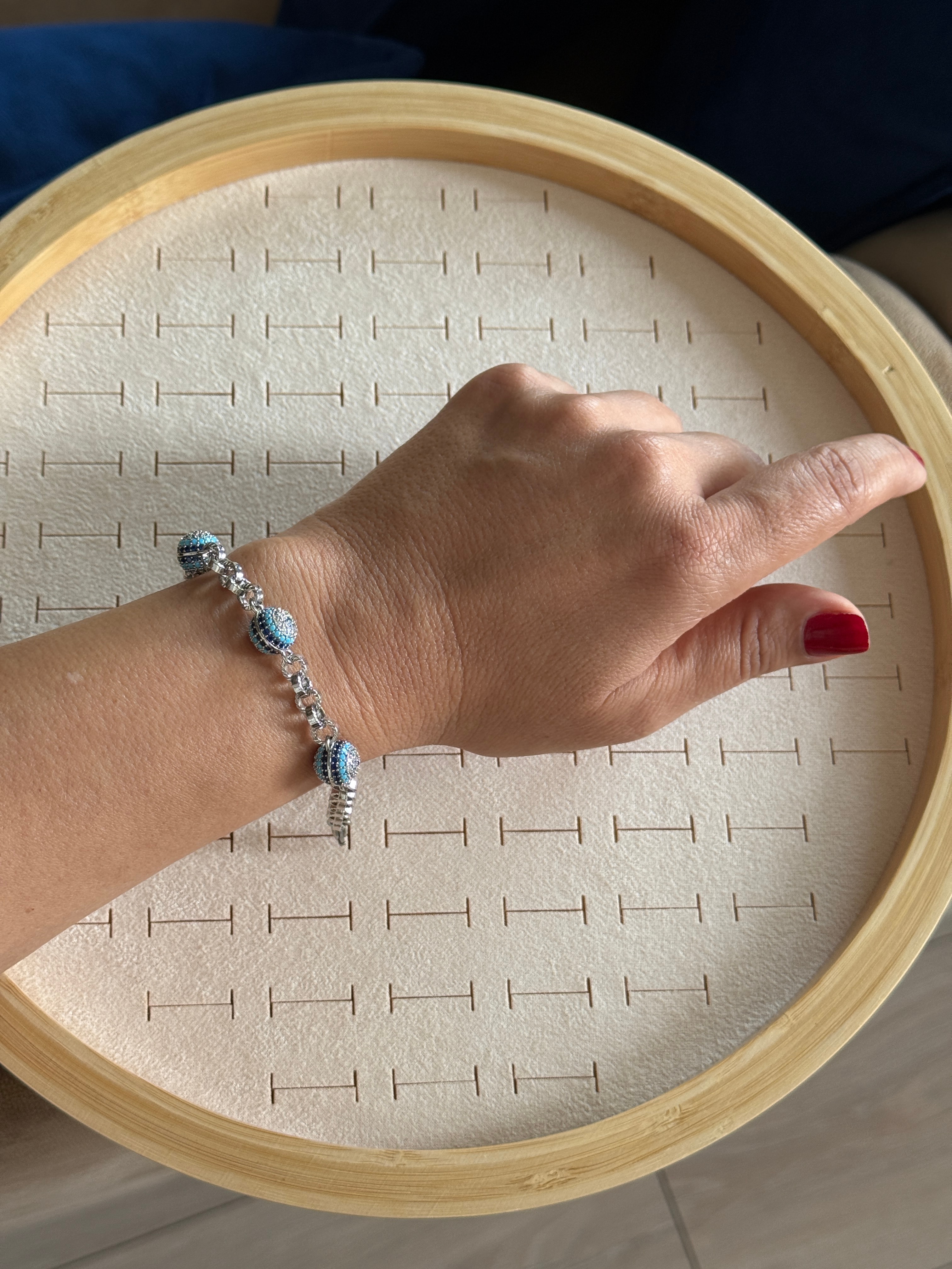 Vip Gri üç Top Nazarlı Bileklik 