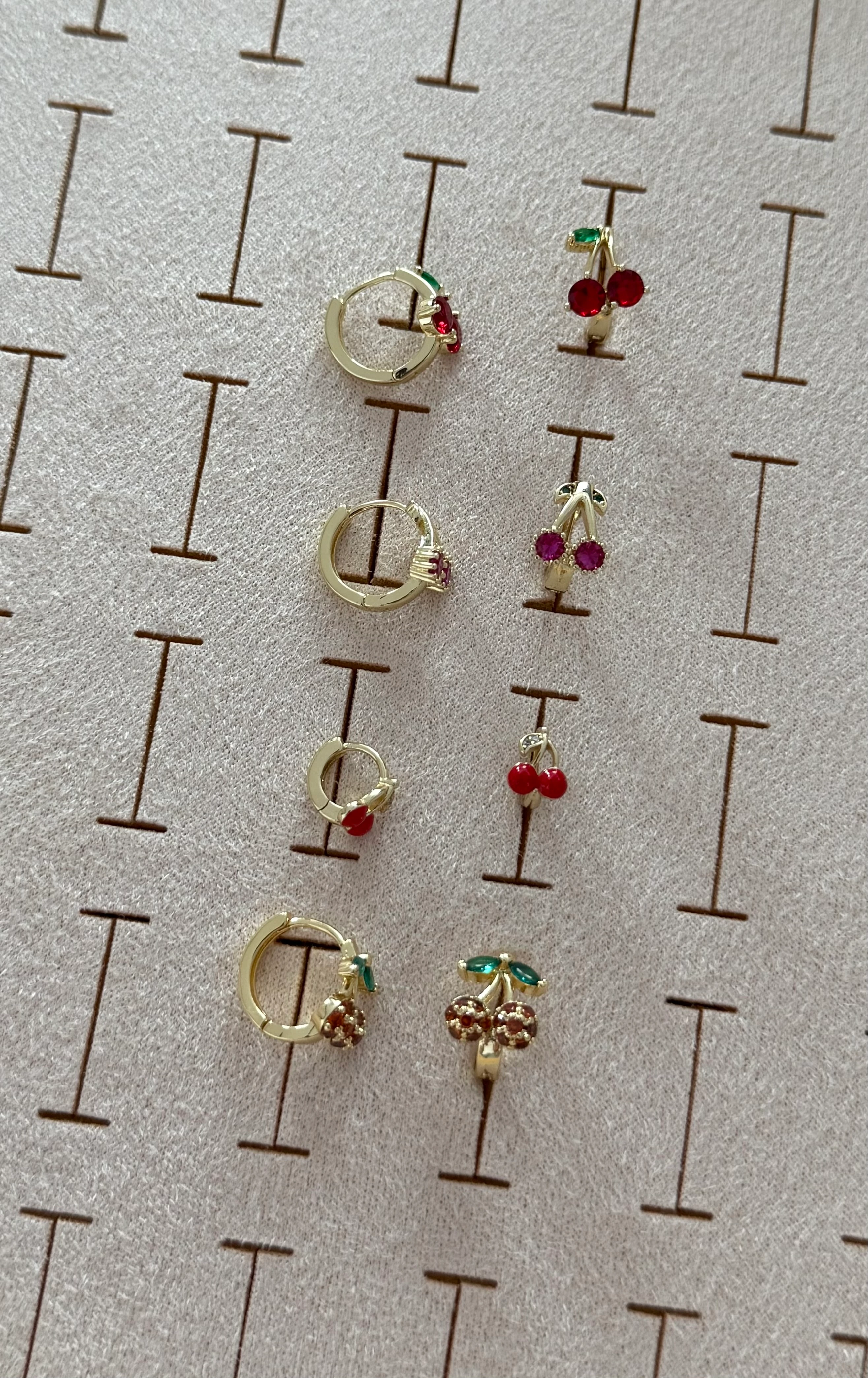 Vip 14k Kirazlı Çocuk Küpeleri