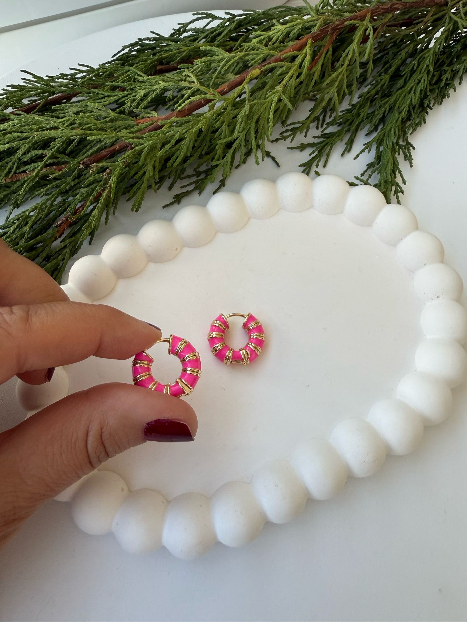 Özel Seri Minimal Pembe Halka Küpe