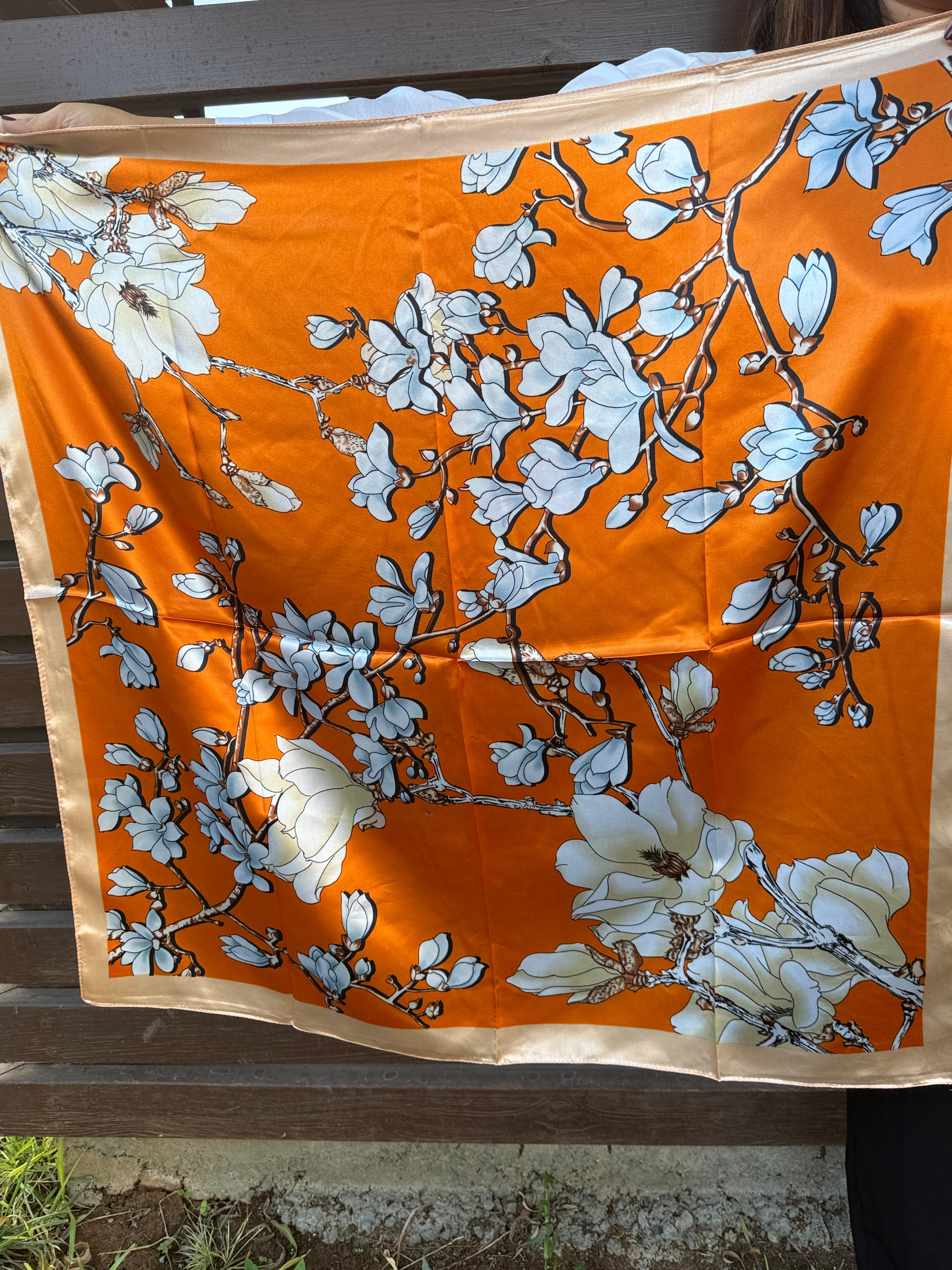Turuncu Bayaz Bahar Çiçekli Fular (90x90)