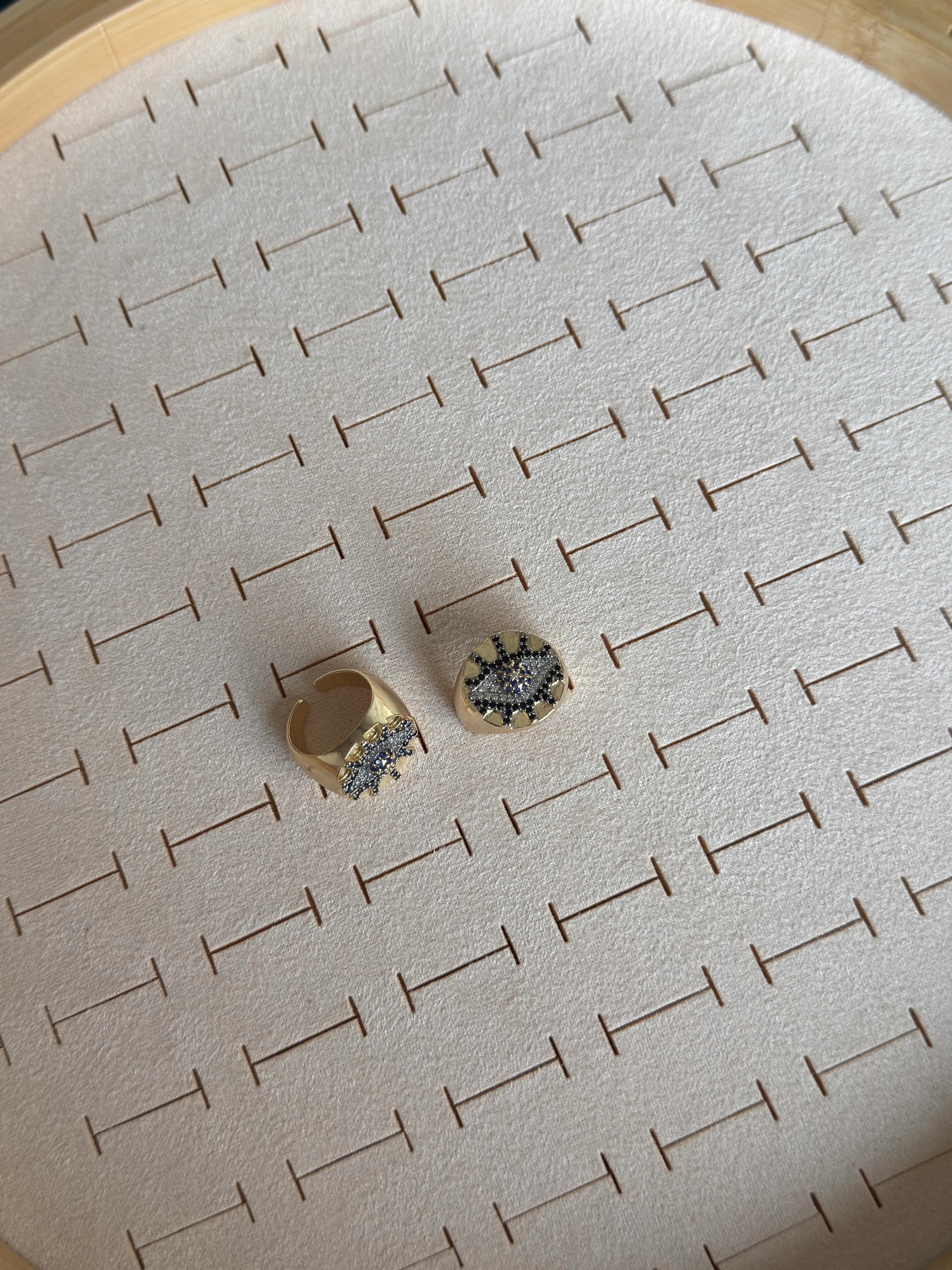 Özel Seri Şövalye Yüzük