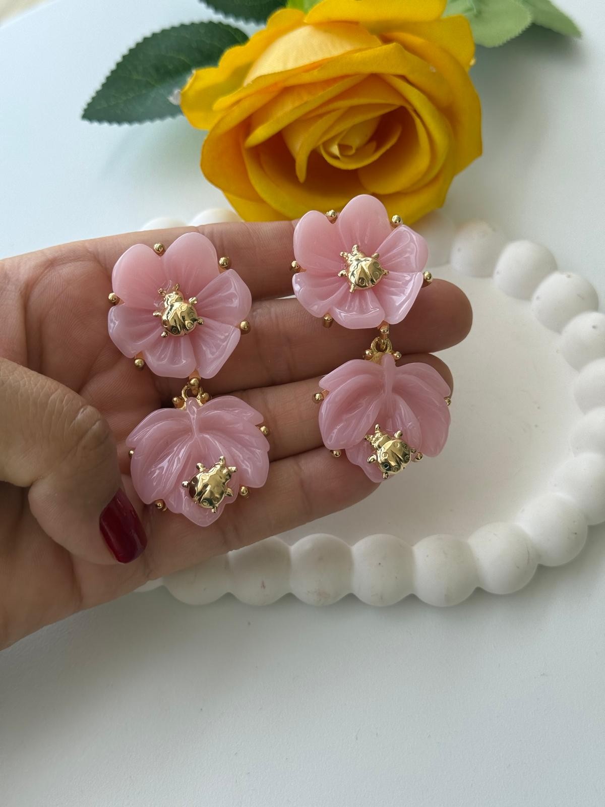 Özel Seri  Sallantılı Pembe Çiçekli Küpe