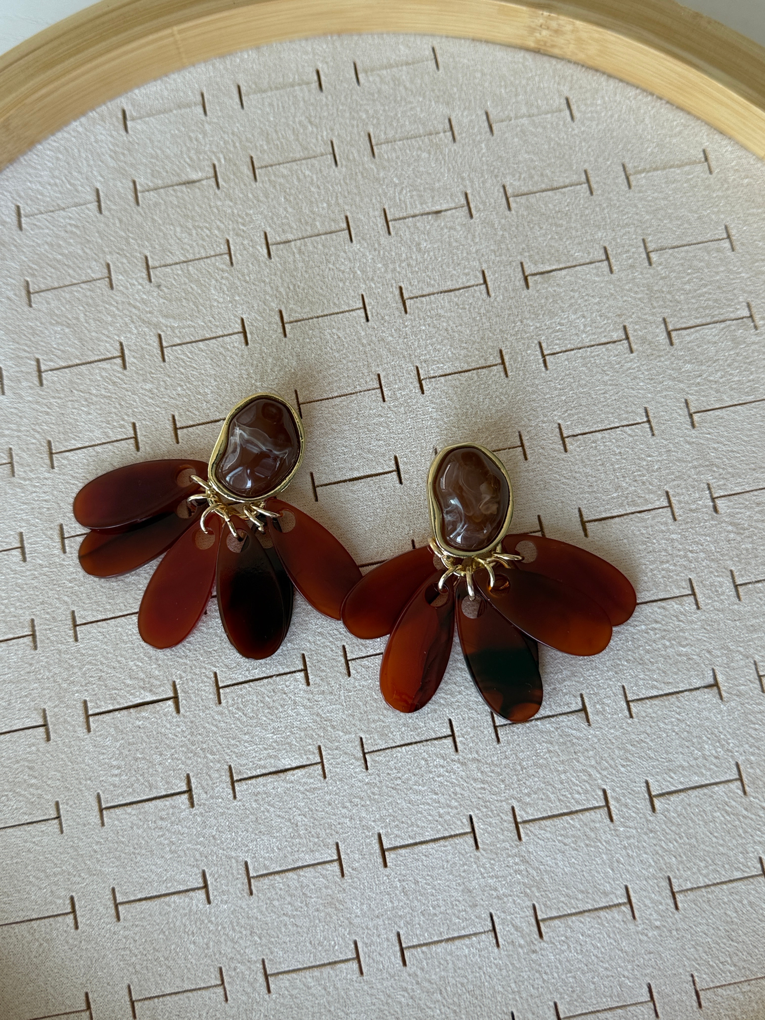 Özel Seri Lux Marka Sallantılı Kahve Küpe