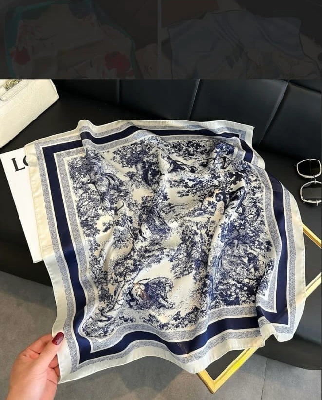 Mavi Beyaz Saten Fular 70x70