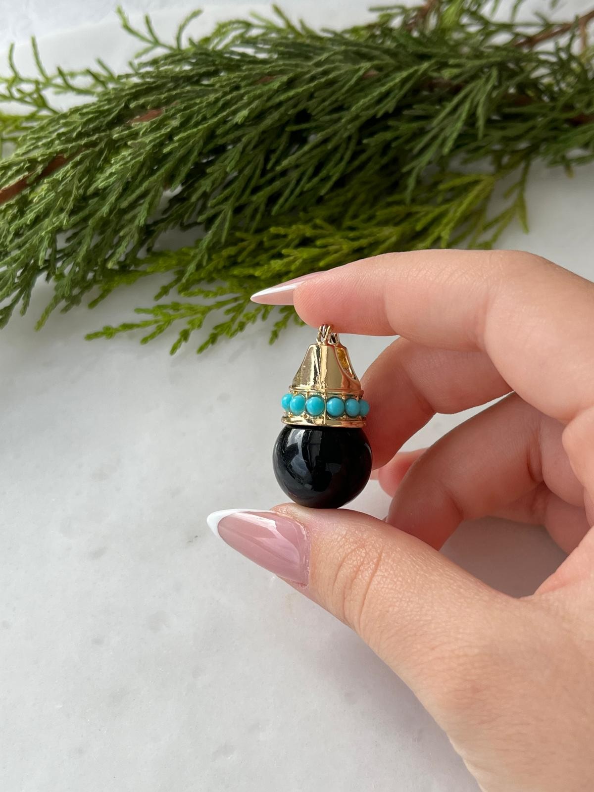 Siyah Vintage Küpe