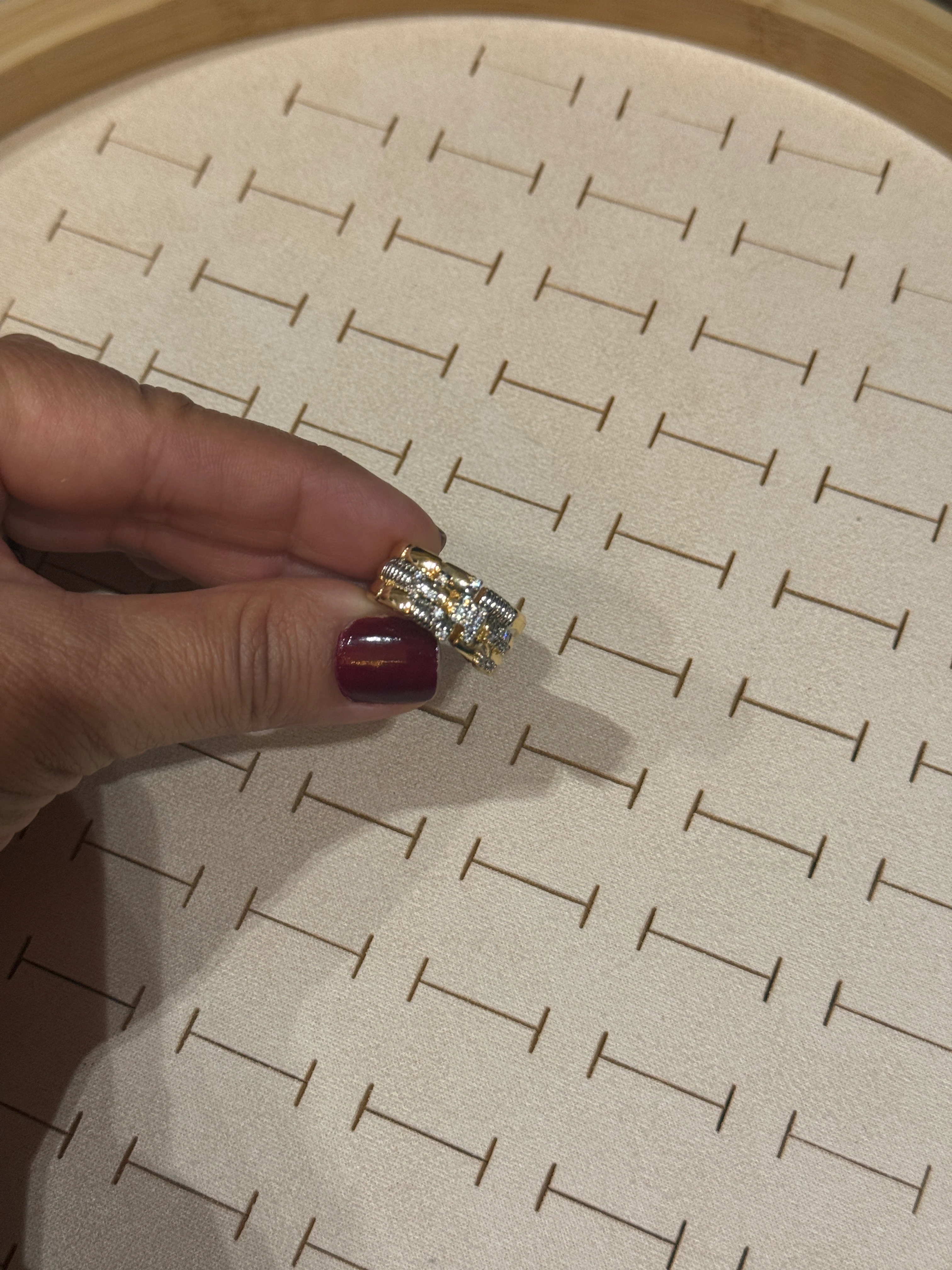 Özel Seri Mira Yüzük