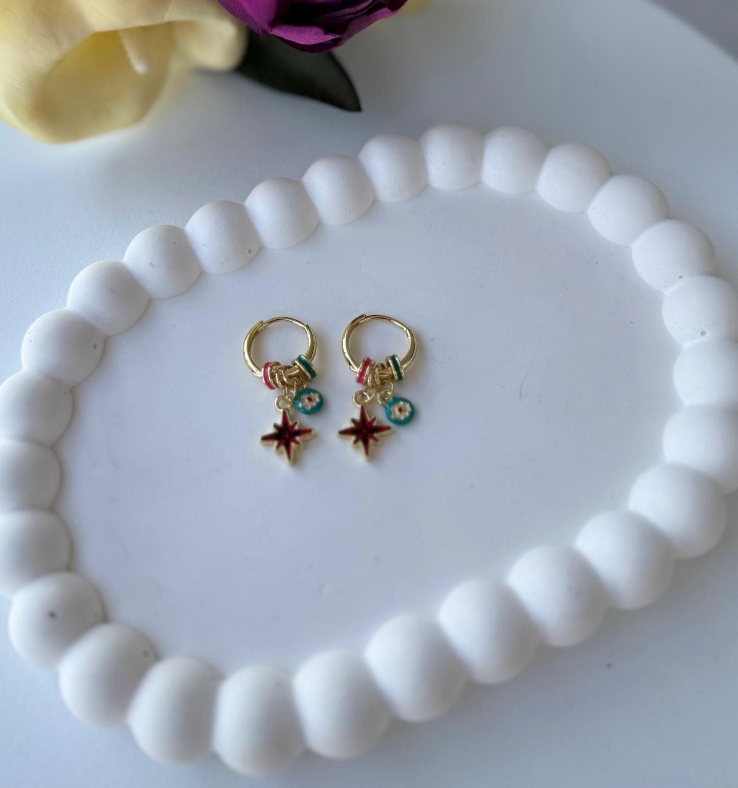 Özel Seri Minimal Halkalı Şimşek Küpe