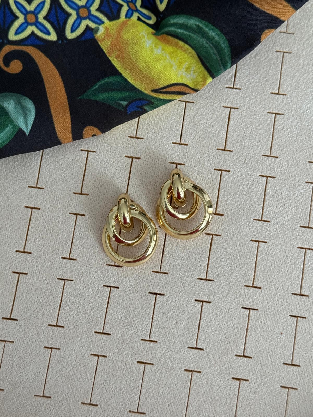 Özel Seri Gold İç İçe Geçmeli Çift Halka Küpe