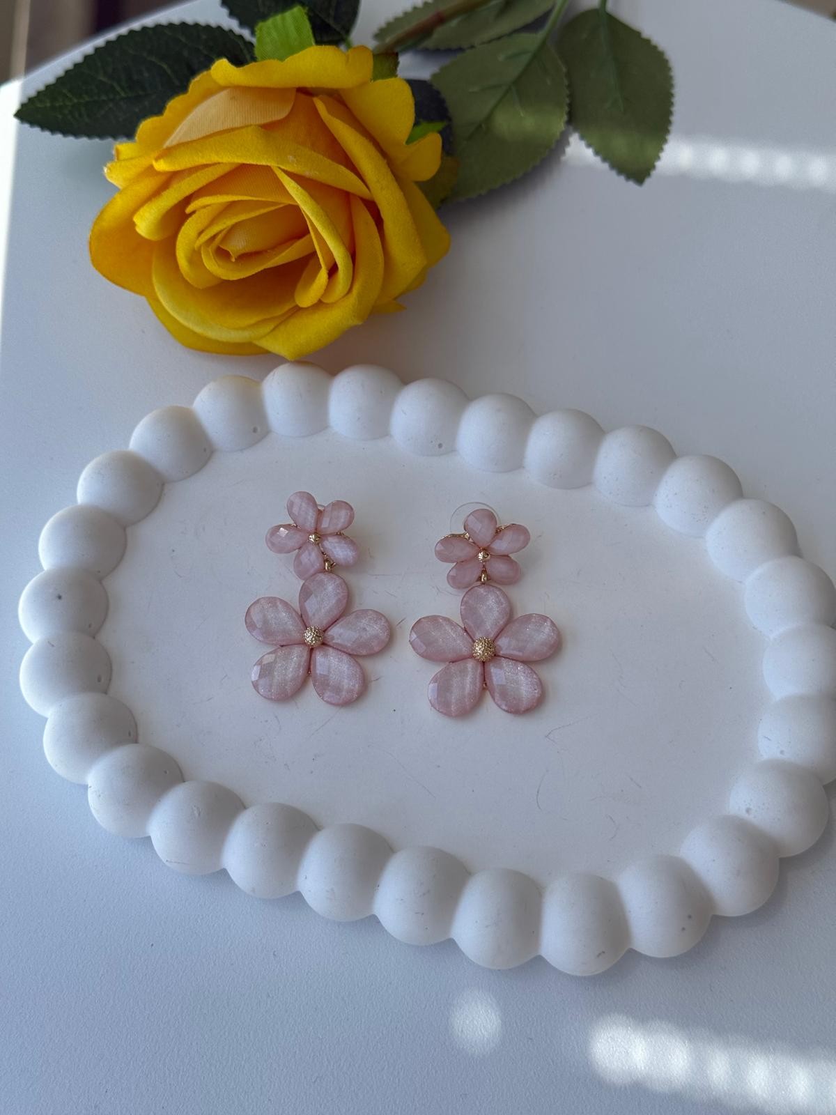 Özel Seri İkili Çiçek Sallantılı Küpe -Soft Pembe
